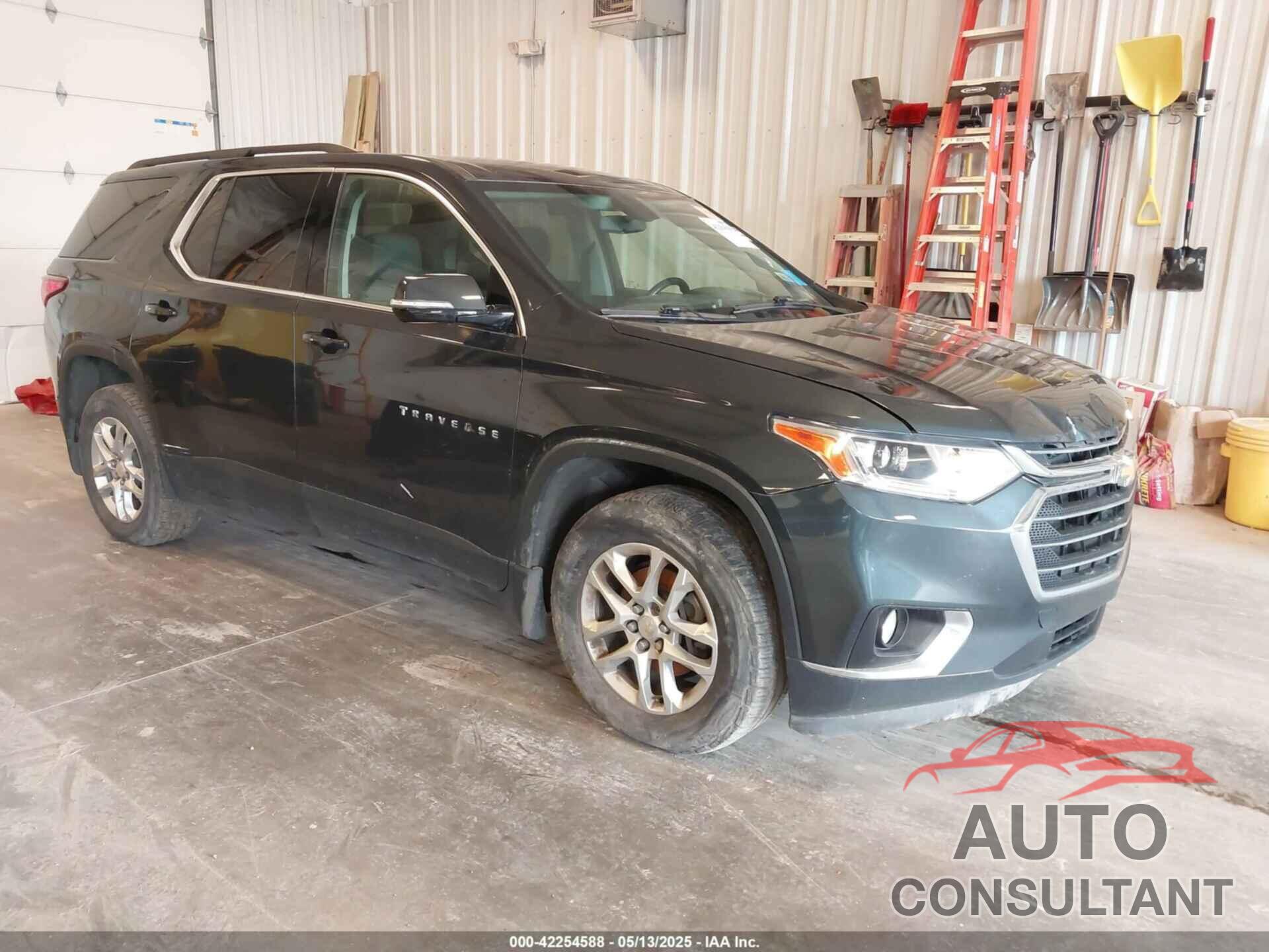 CHEVROLET TRAVERSE 2019 - 1GNEVGKW2KJ112840