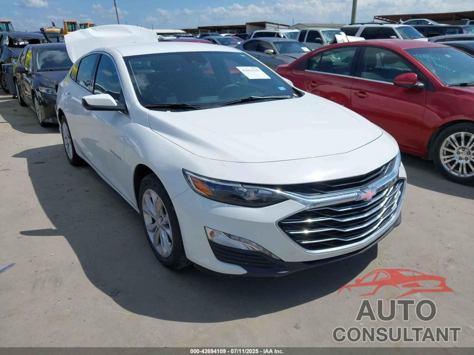 CHEVROLET MALIBU 2023 - 1G1ZD5ST4PF136048