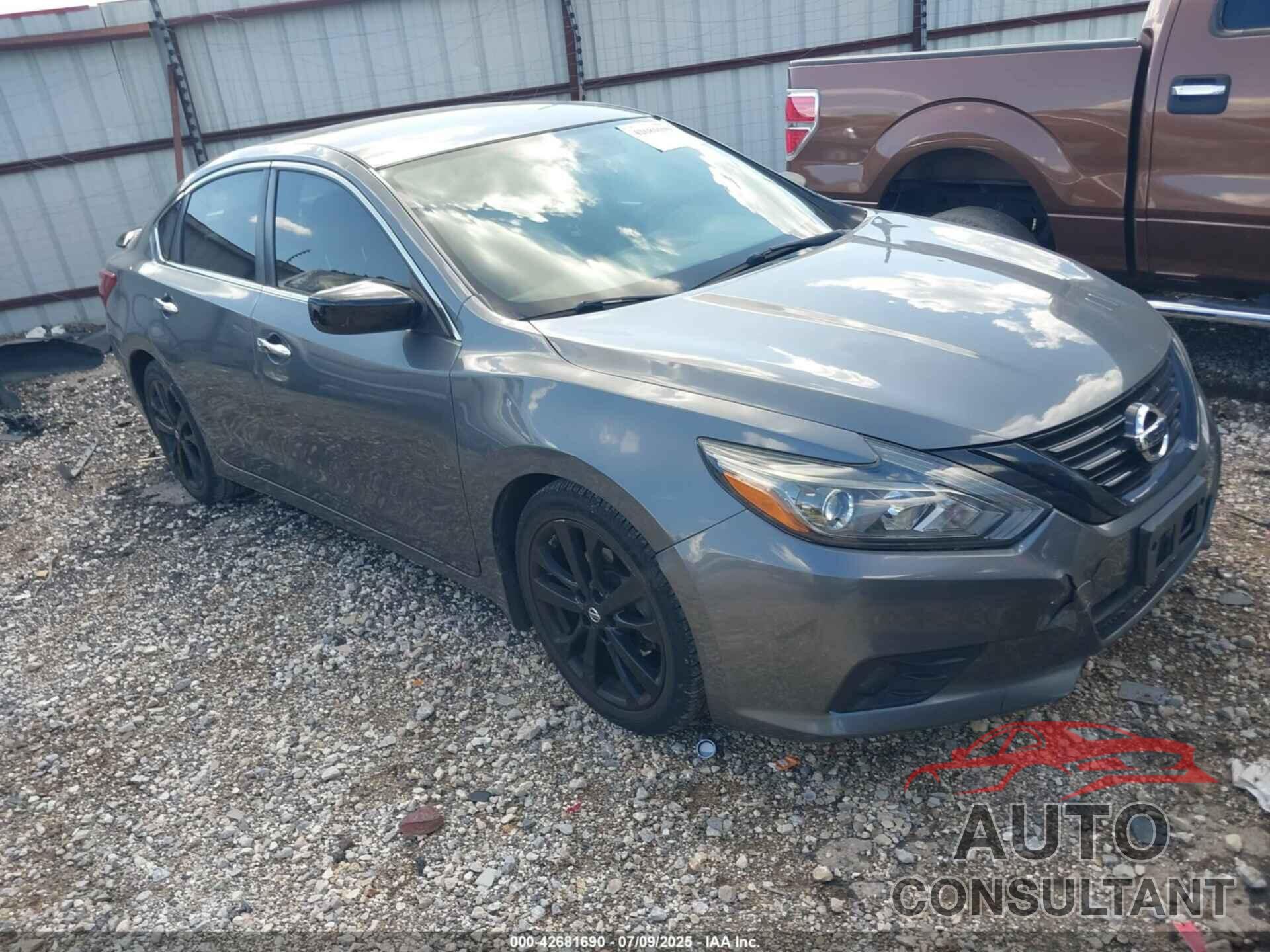 NISSAN ALTIMA 2018 - 1N4AL3AP4JC270170