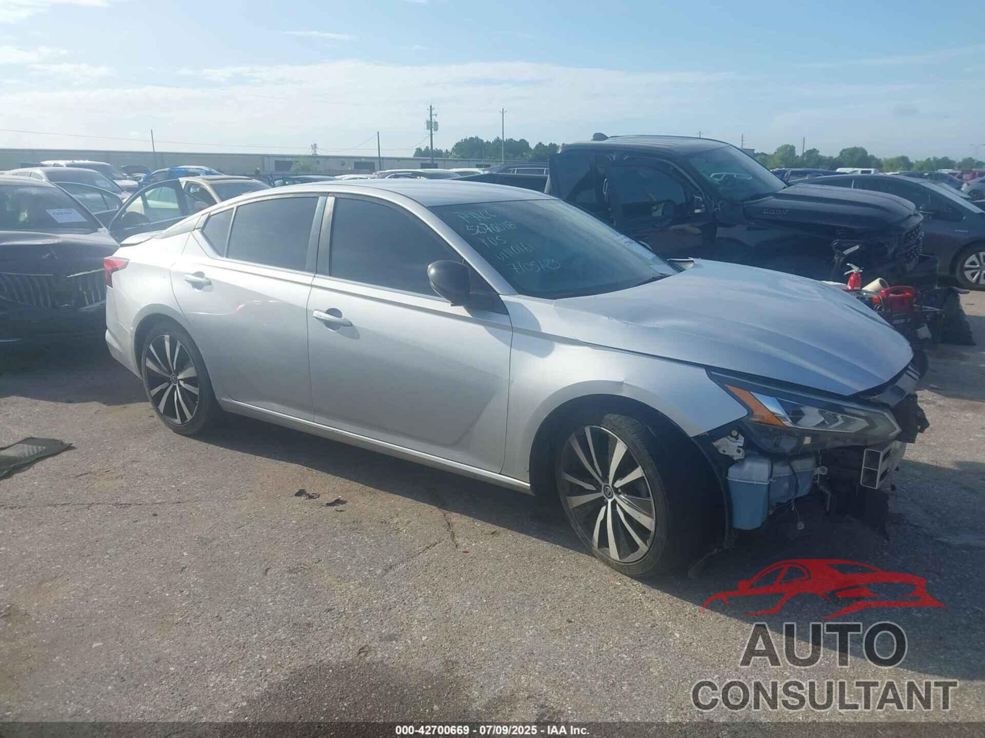 NISSAN ALTIMA 2020 - 1N4BL4CV4LC130161