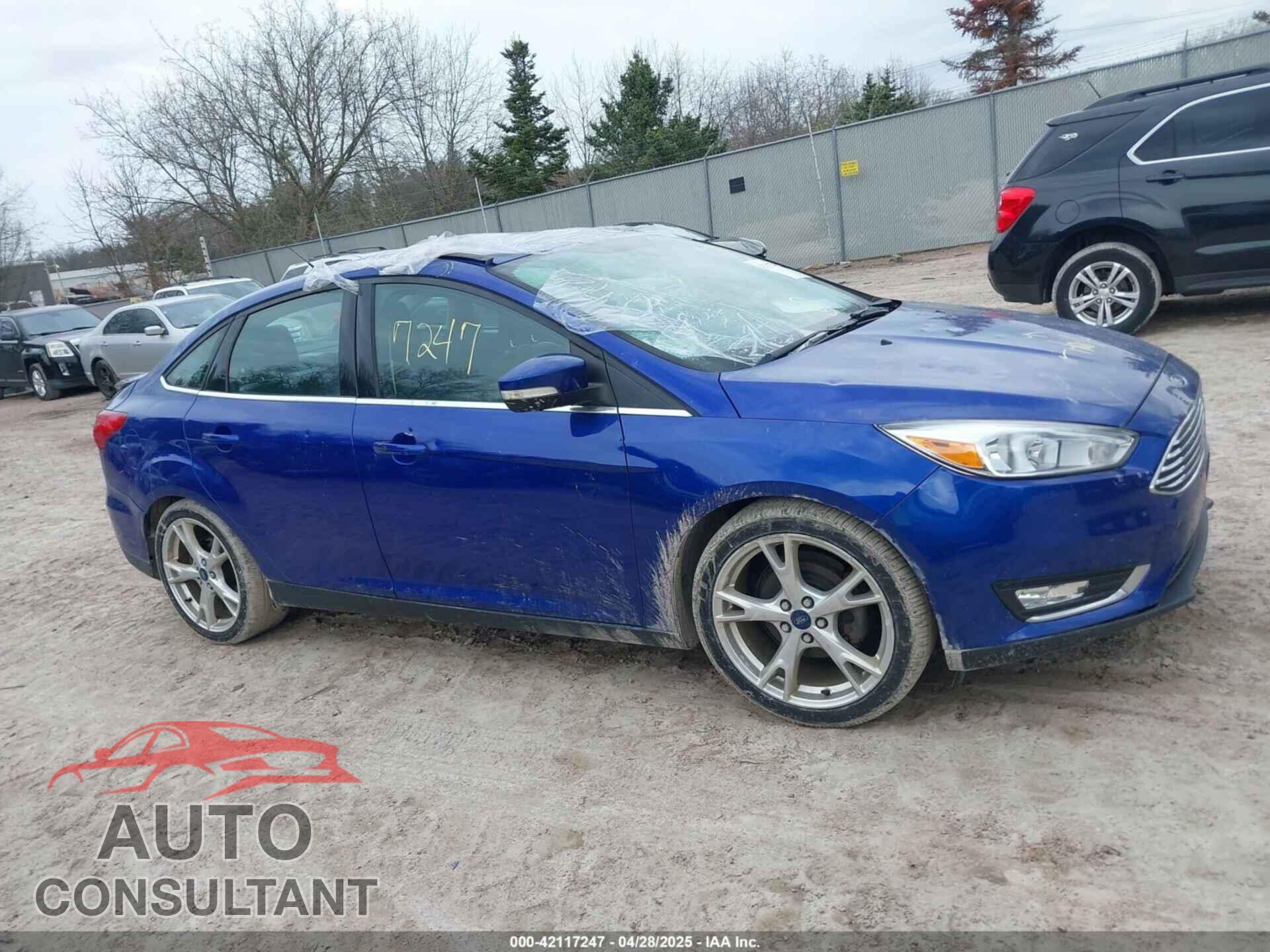 FORD FOCUS 2015 - 1FADP3J27FL298882