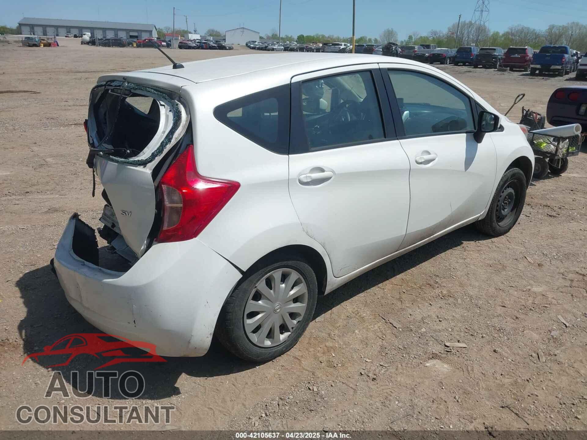 NISSAN VERSA NOTE 2015 - 3N1CE2CP3FL380209