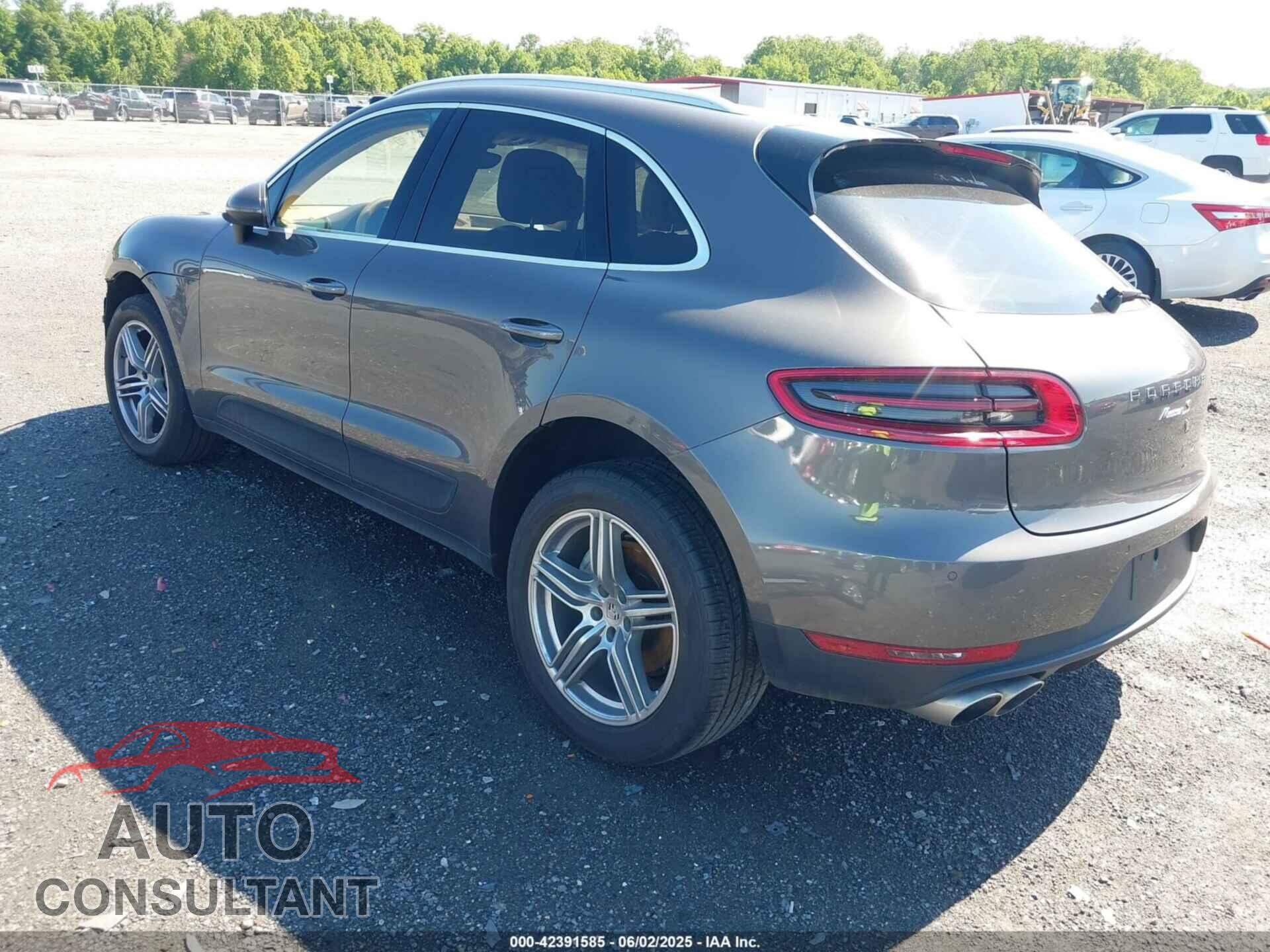 PORSCHE MACAN 2015 - WP1AB2A59FLB74613