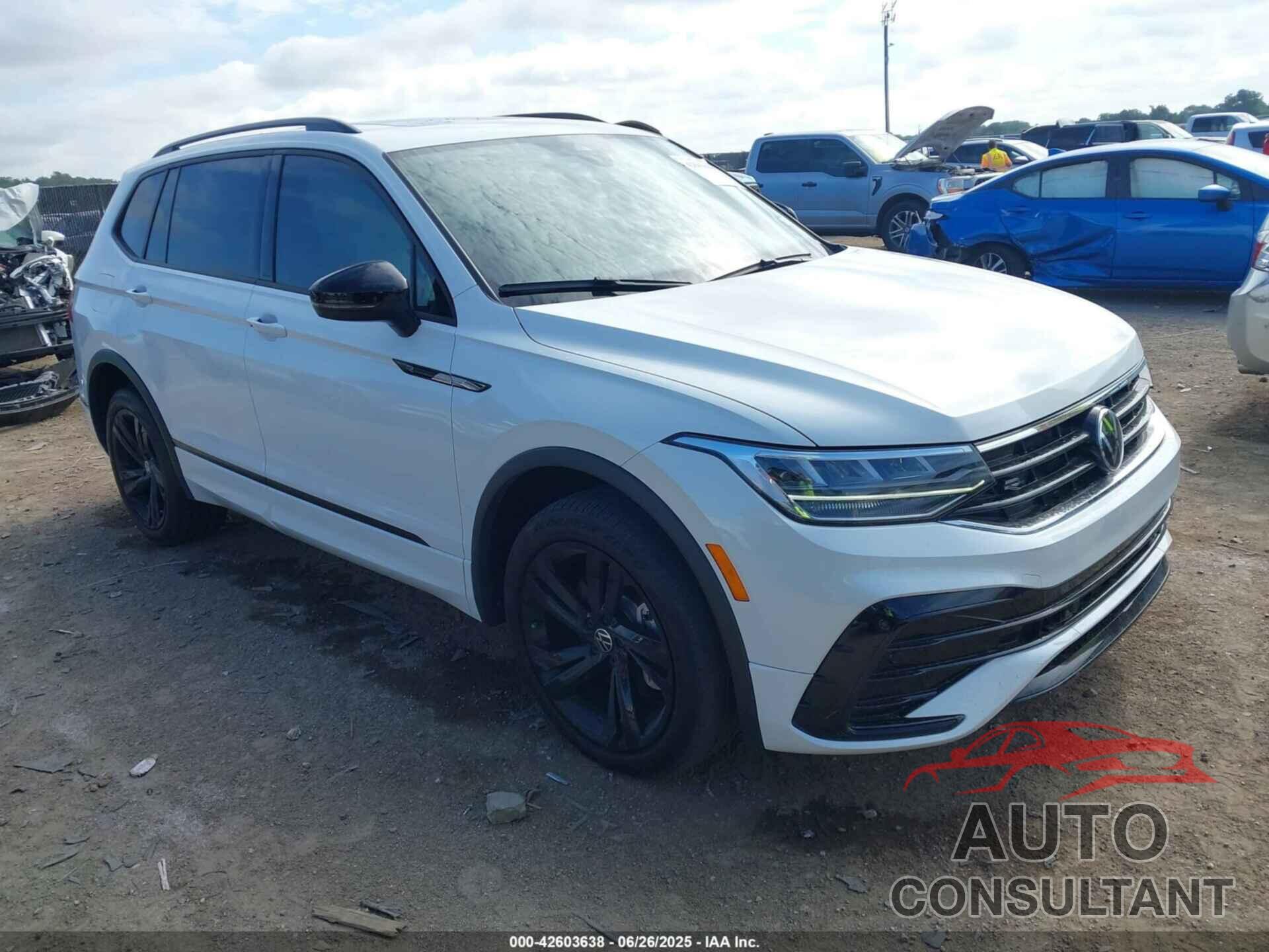 VOLKSWAGEN TIGUAN 2023 - 3VVCB7AXXPM004545