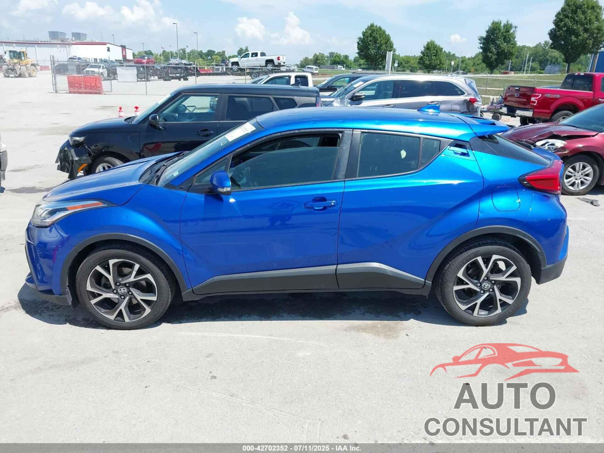 TOYOTA C-HR 2021 - JTNKHMBXXM1119933