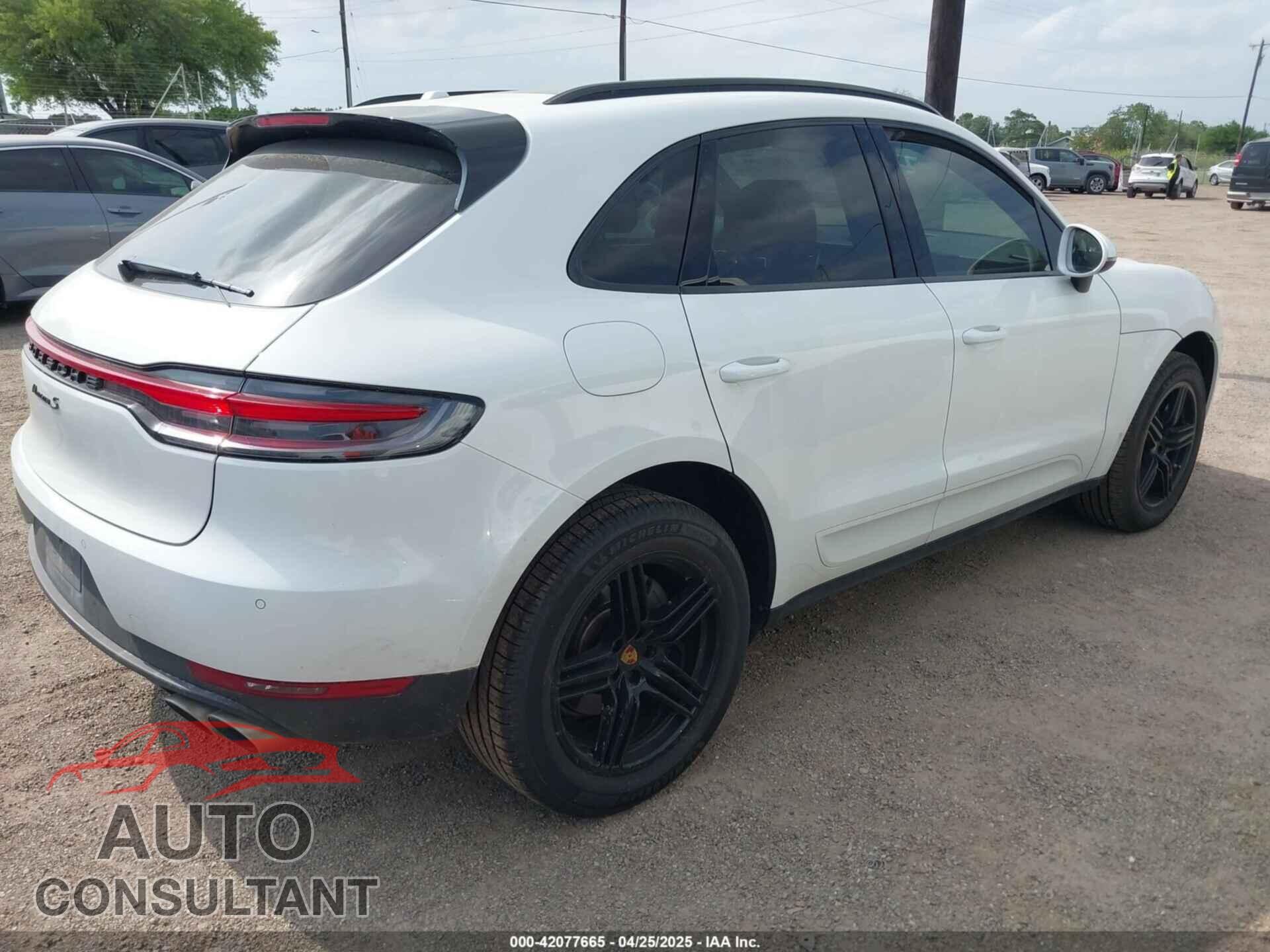 PORSCHE MACAN 2021 - WP1AB2A53MLB37831