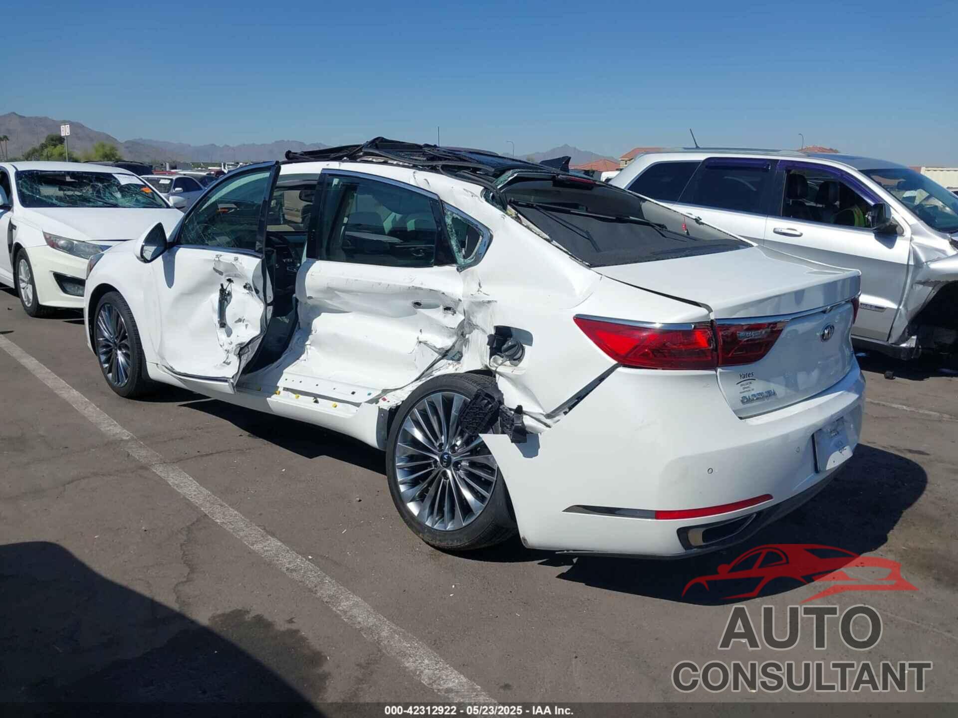 KIA CADENZA 2019 - KNALC4J17K5172032