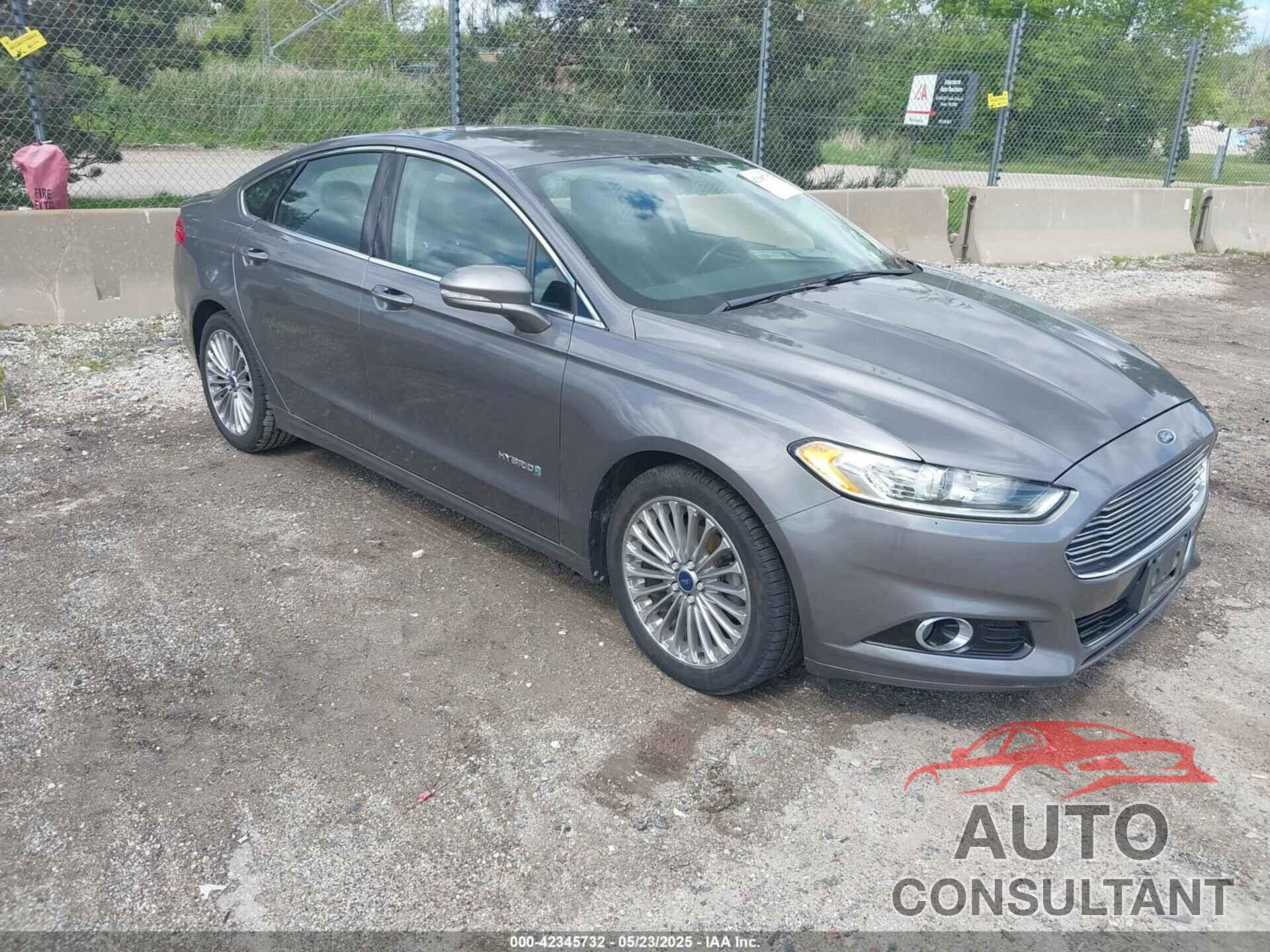 FORD FUSION HYBRID 2013 - 3FA6P0RU5DR291666