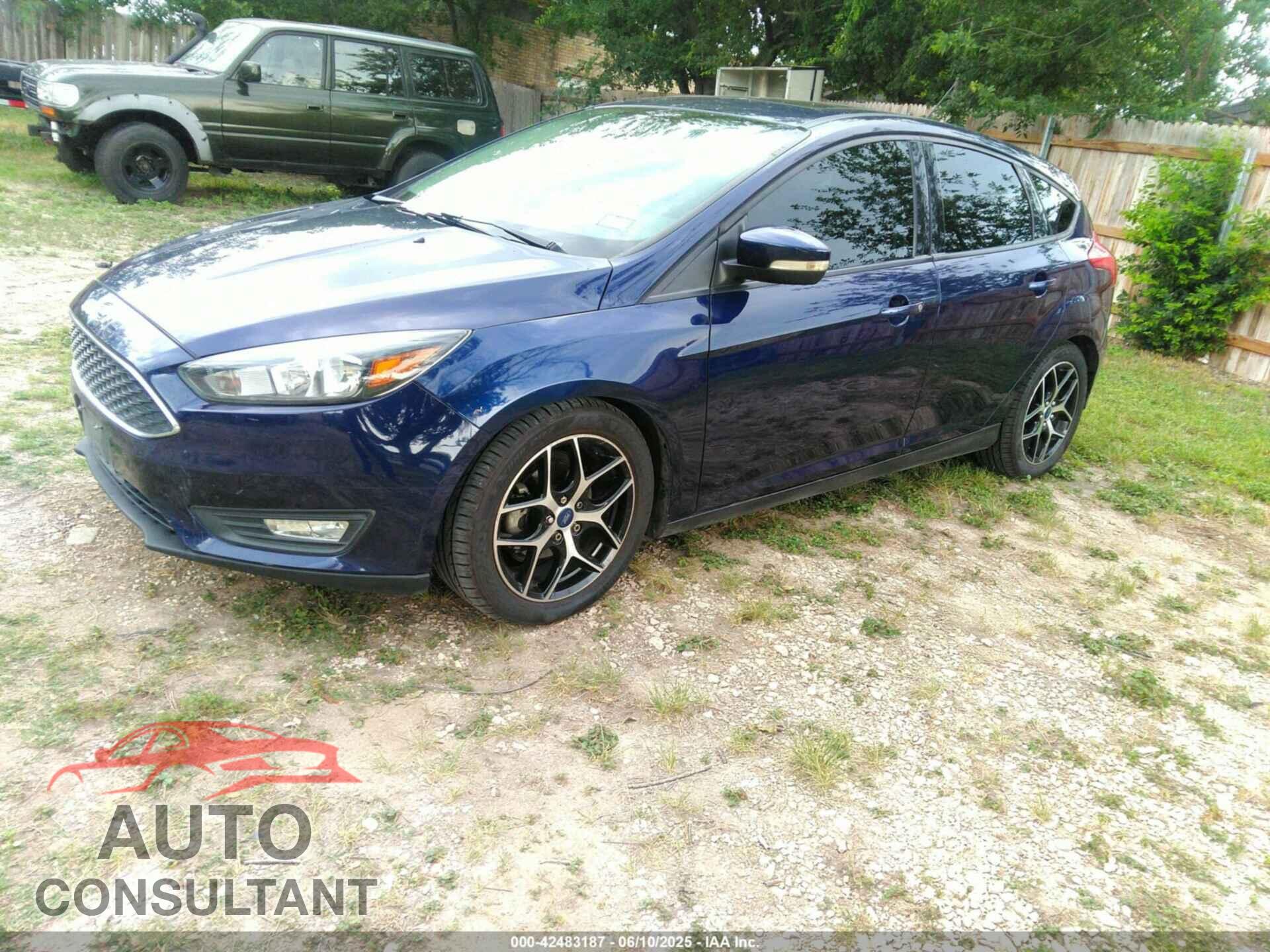 FORD FOCUS 2017 - 1FADP3M2XHL214293