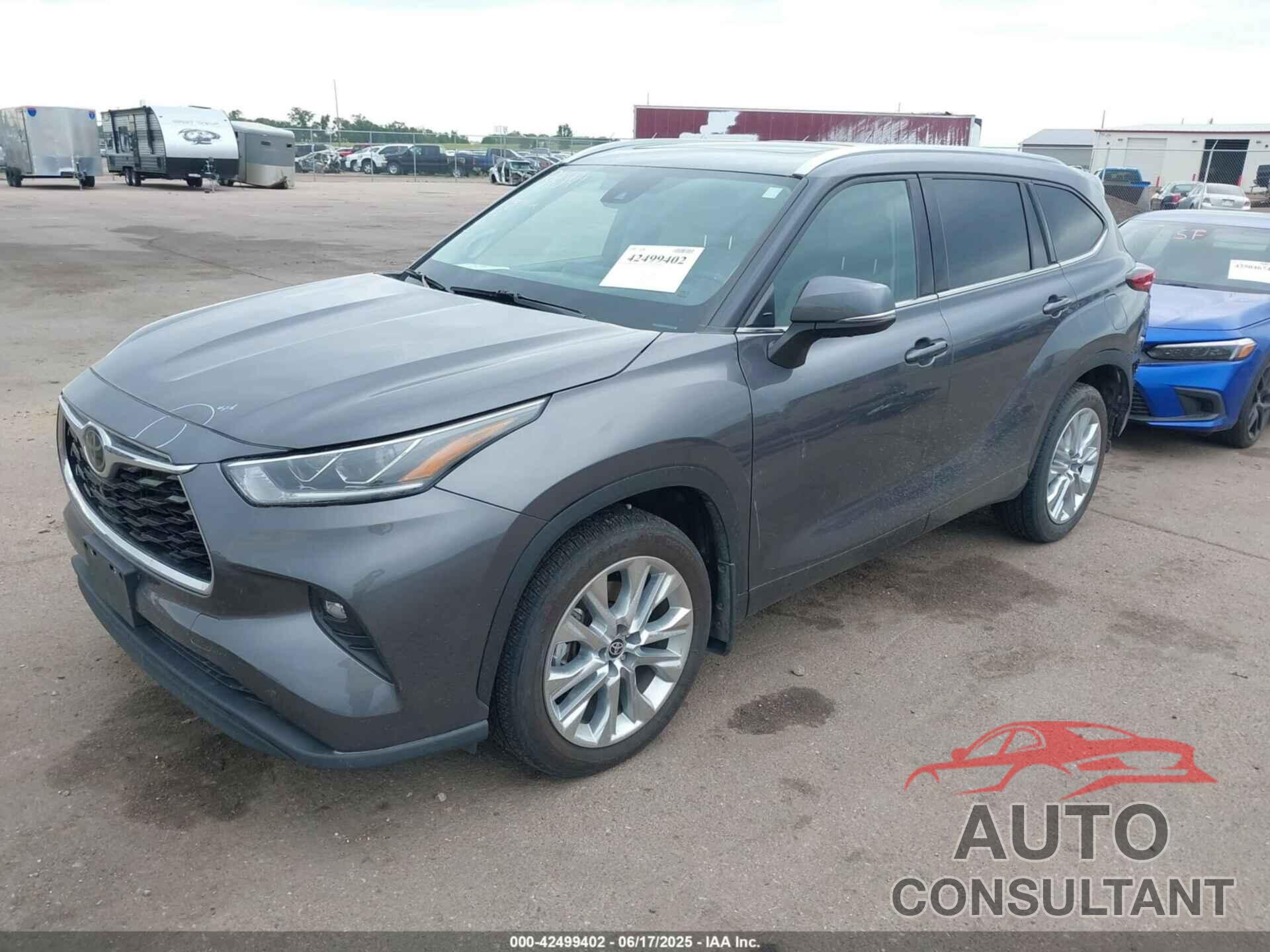 TOYOTA HIGHLANDER 2021 - 5TDDZRBH9MS540657