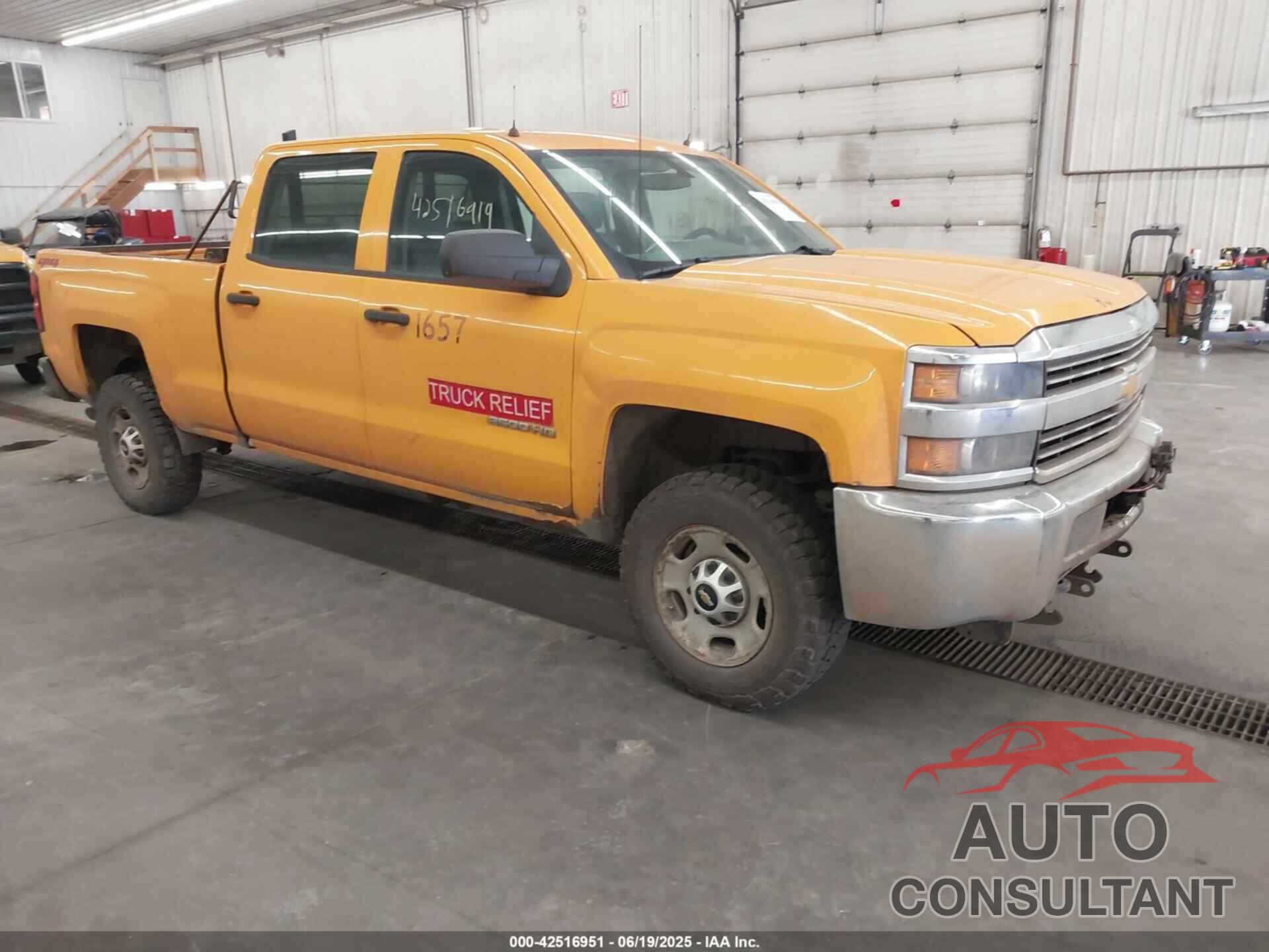 CHEVROLET SILVERADO 2500HD 2018 - 1GC1KUEG0JF173852
