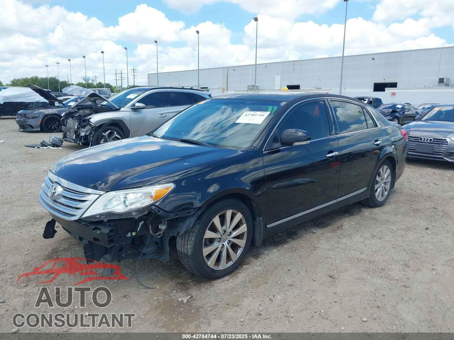 TOYOTA AVALON 2012 - 4T1BK3DB3CU461038