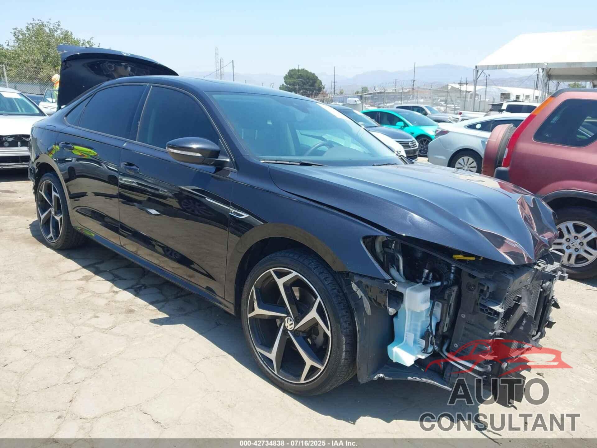 VOLKSWAGEN PASSAT 2020 - 1VWMA7A38LC013207