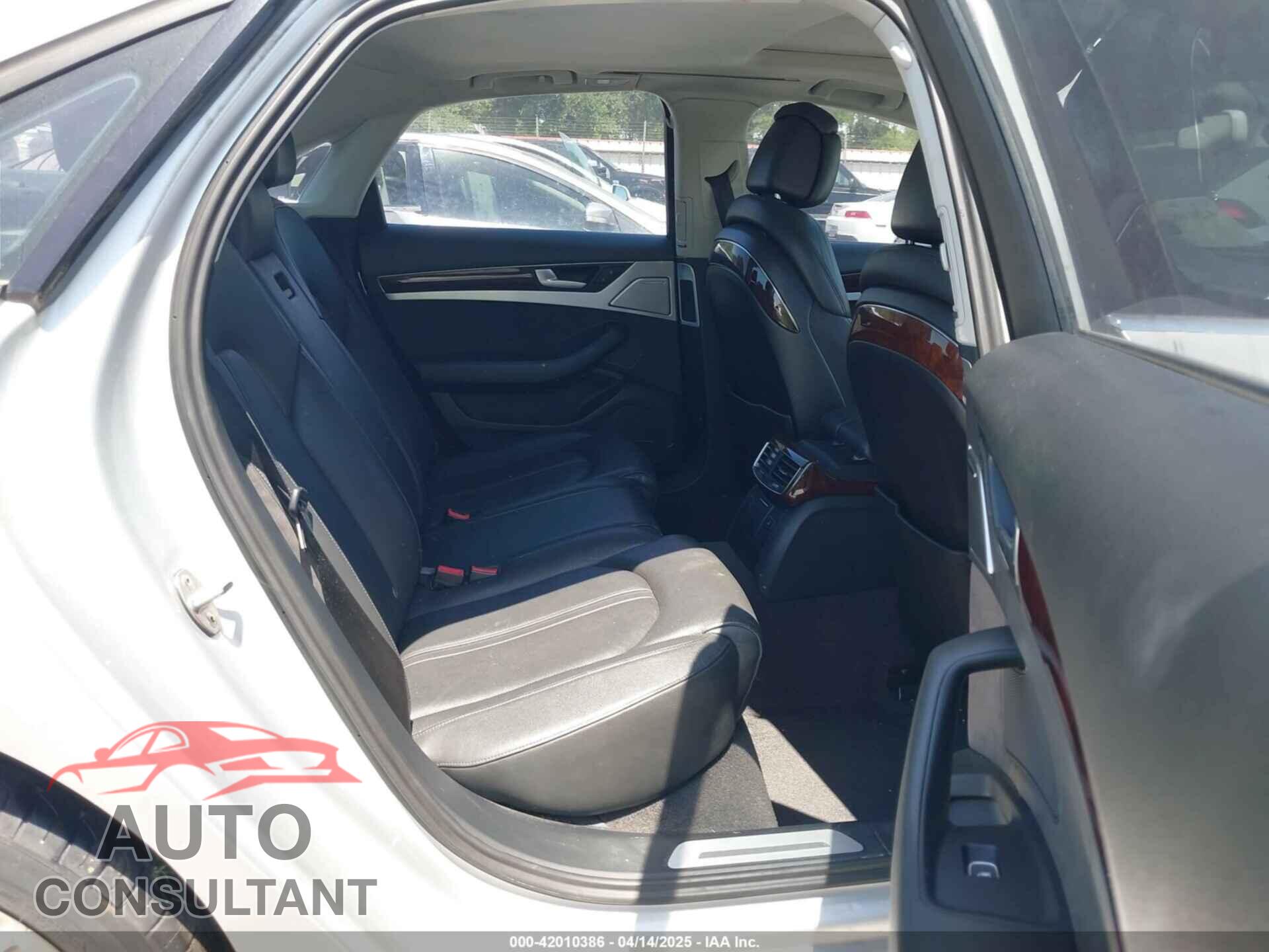 AUDI A8 2013 - WAUAGAFD7DN001880