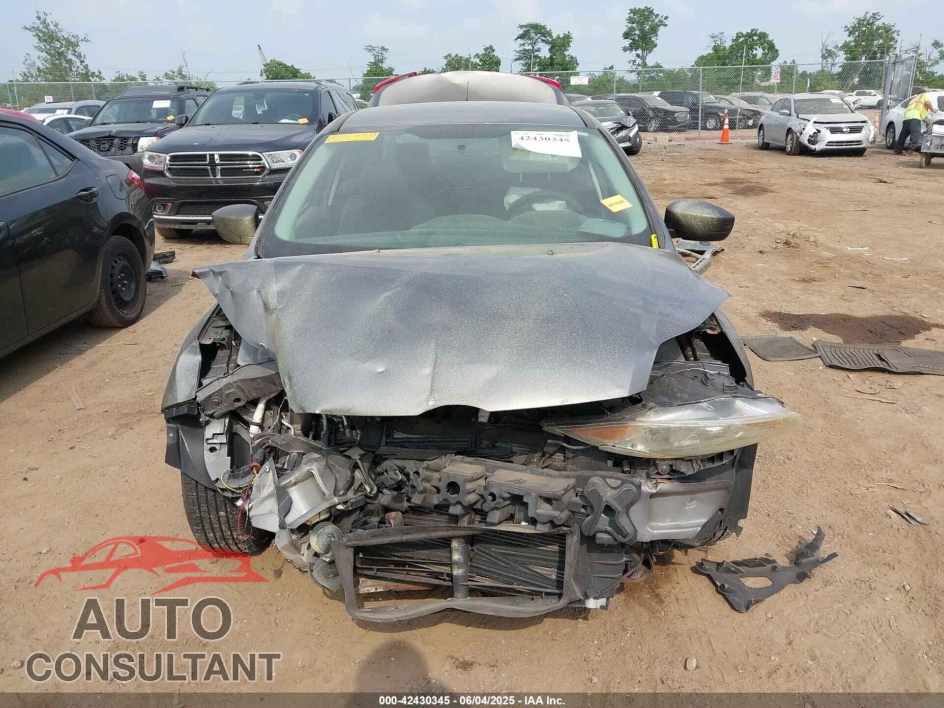FORD FOCUS 2014 - 1FADP3E25EL370929