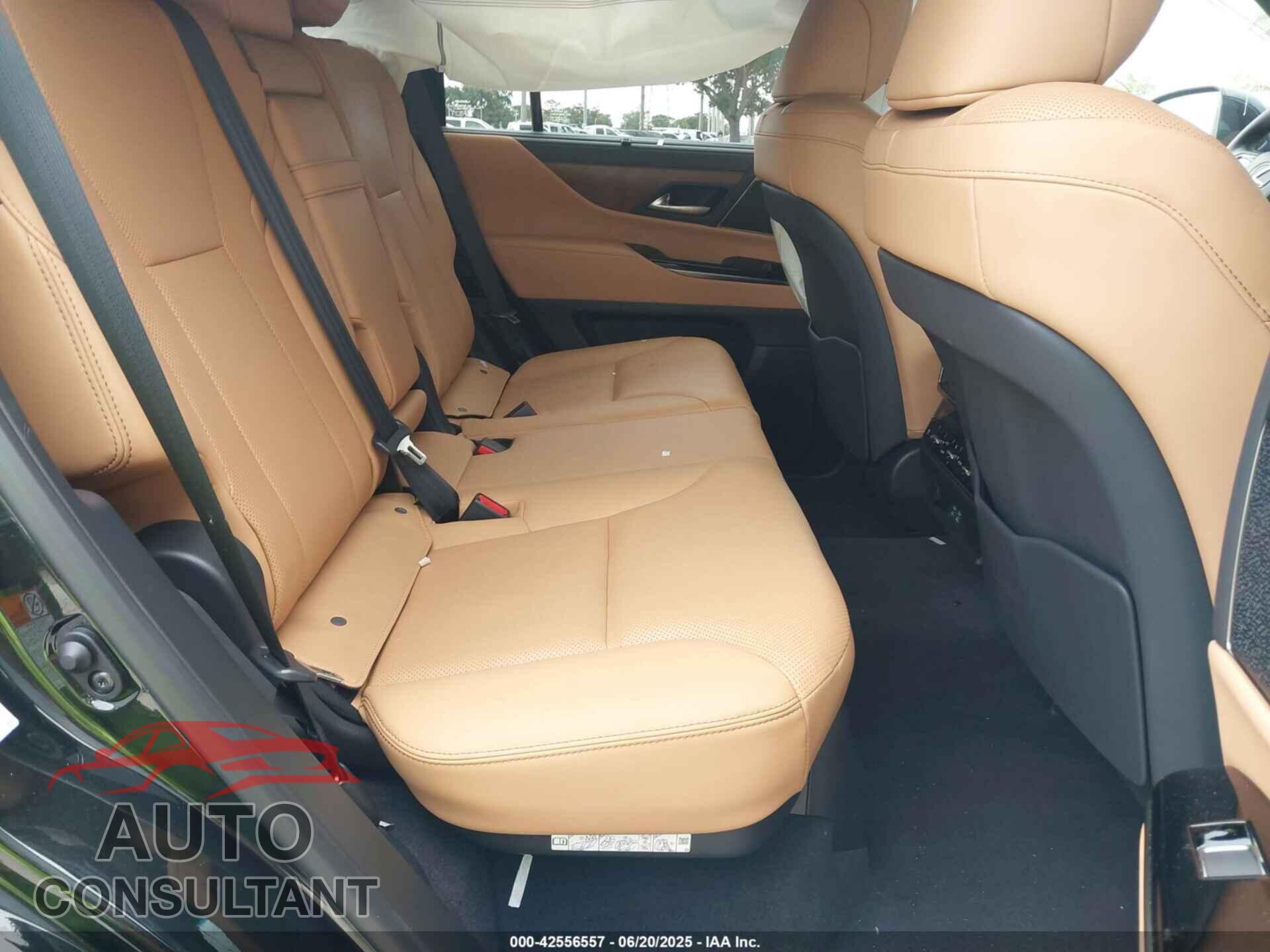 LEXUS LX 2025 - JTJGB7CX2S4072854
