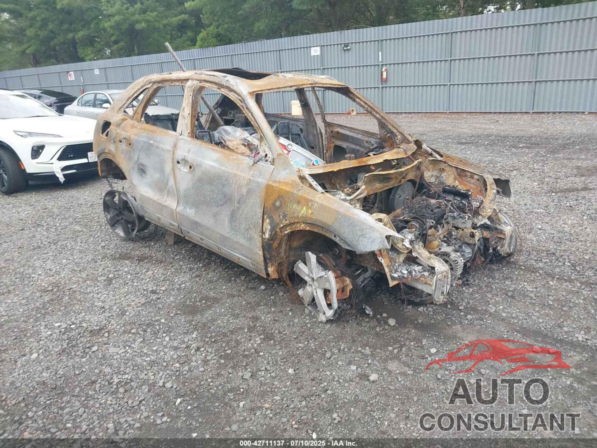 AUDI Q3 2015 - WA1EFCFS7FR009386