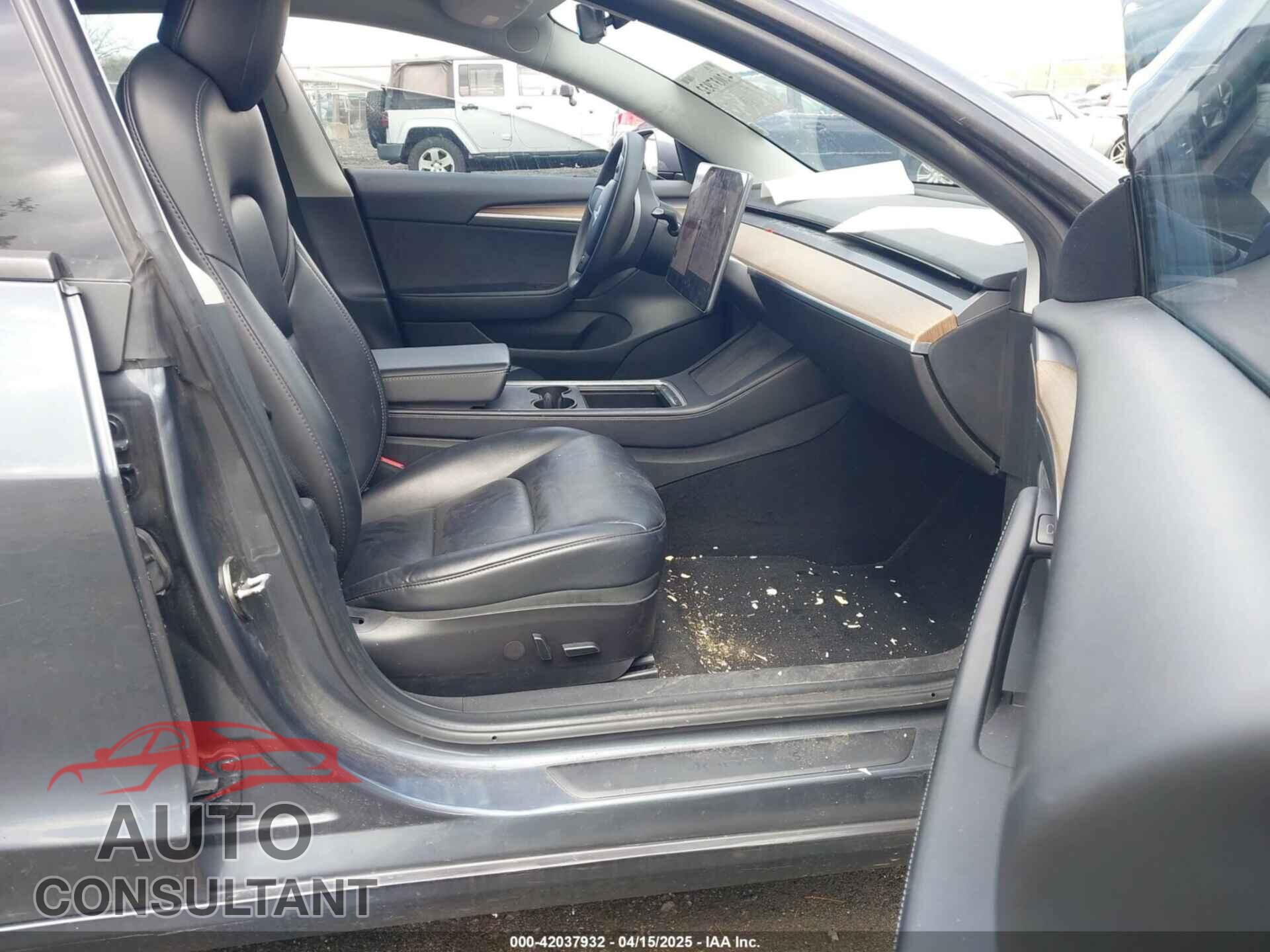 TESLA MODEL 3 2022 - 5YJ3E1EB2NF203477