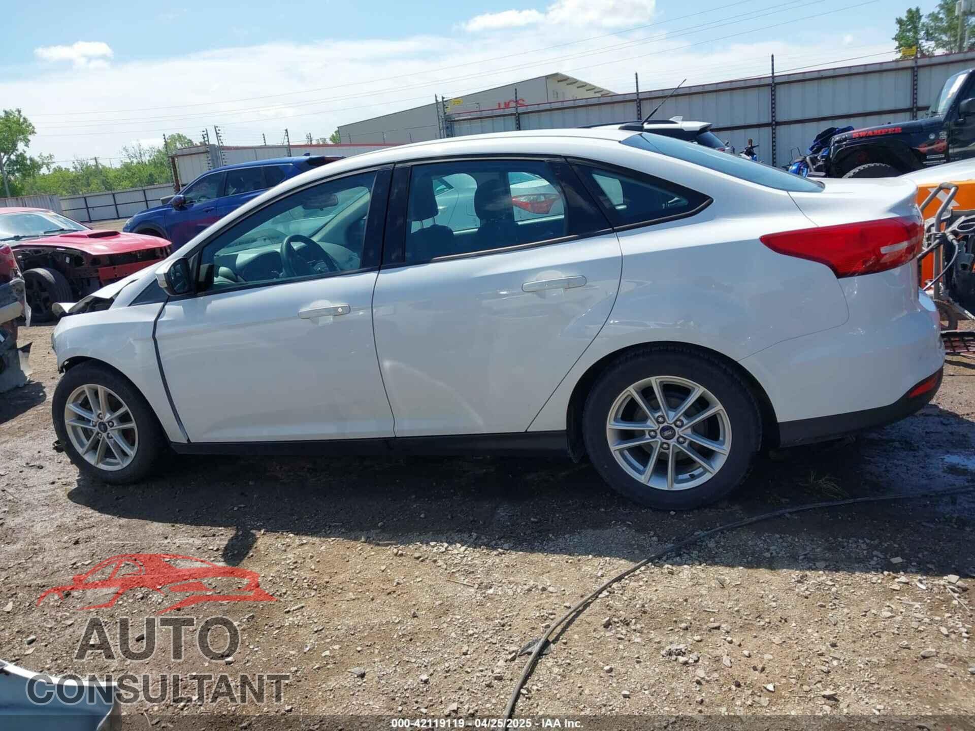 FORD FOCUS 2017 - 1FADP3F23HL302289