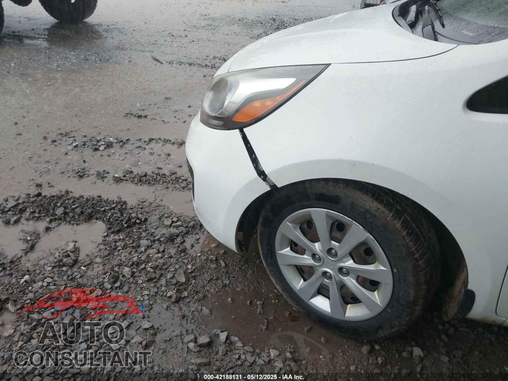KIA RIO 2014 - KNADM4A35E6350778