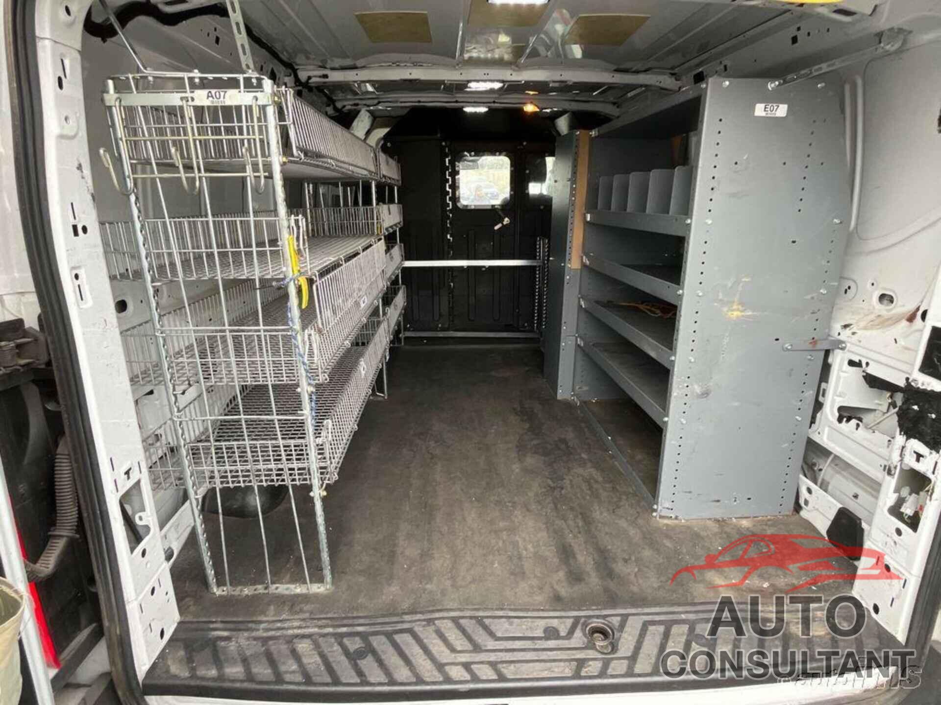 FORD TRANSIT-150 2016 - 1FTYE1YM9GKB19536
