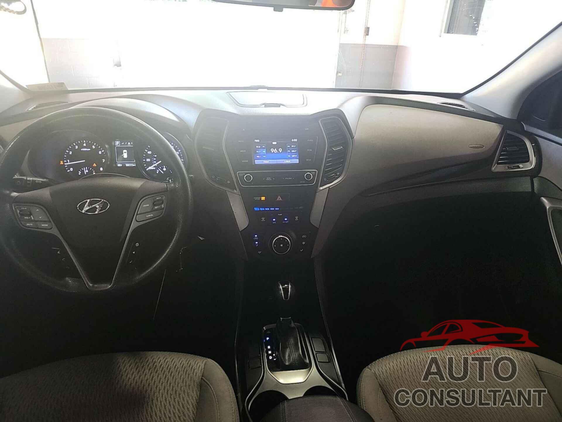 HYUNDAI SANTA FE SPORT 2018 - 5XYZTDLB7JG569524