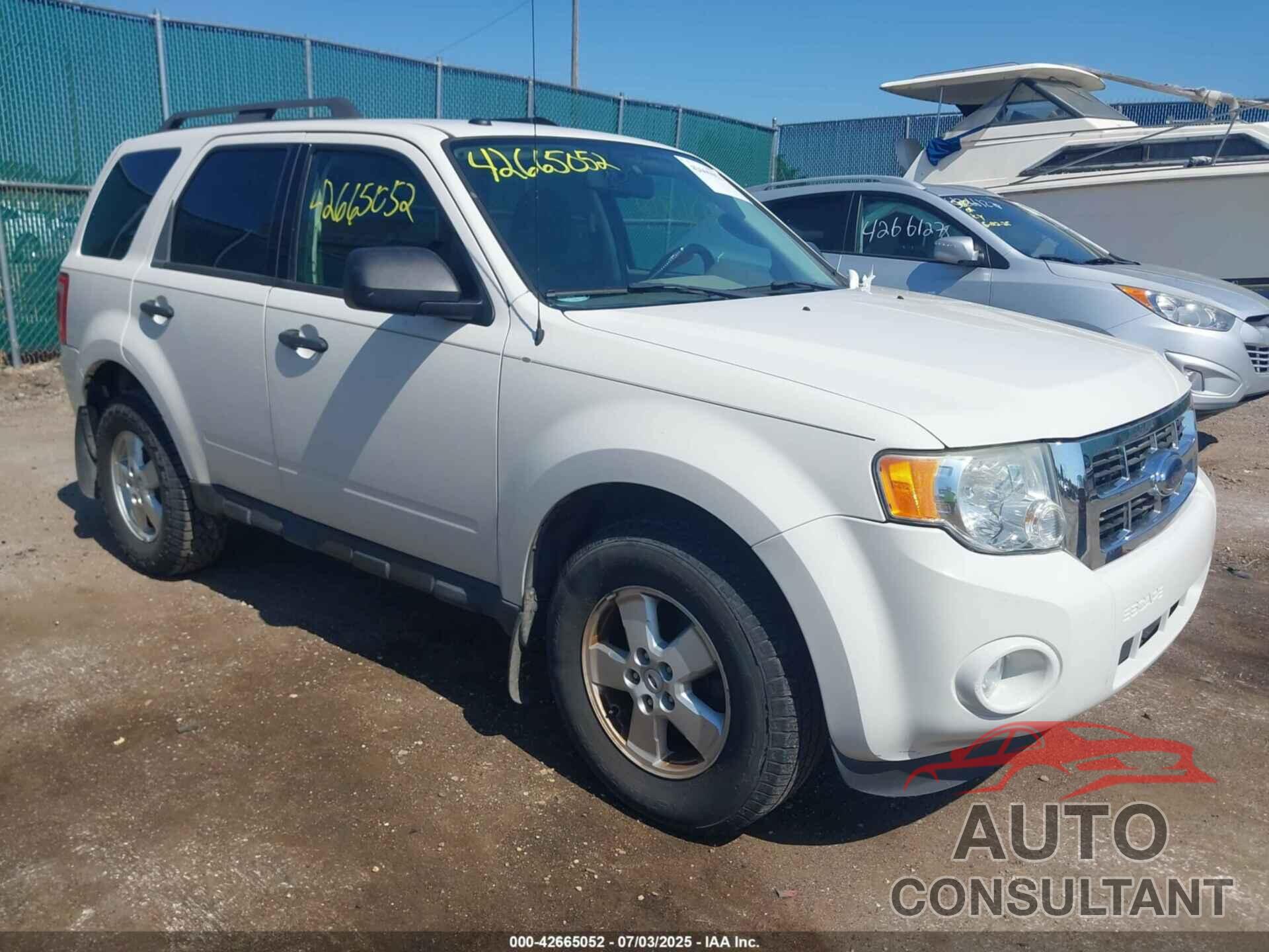 FORD ESCAPE 2009 - 1FMCU03G29KA18314