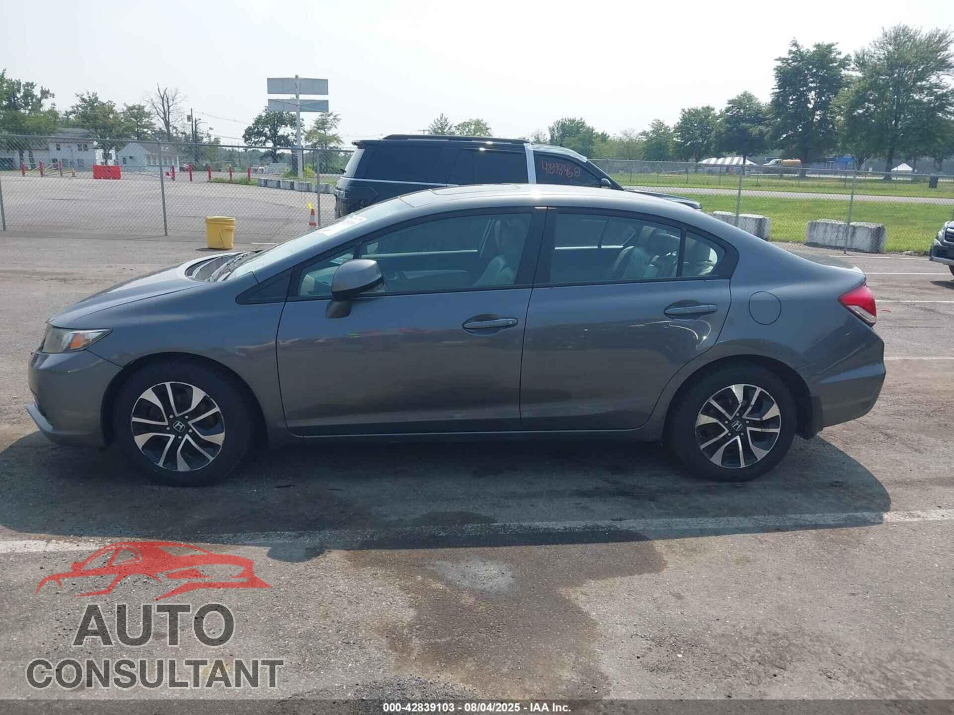 HONDA CIVIC 2013 - 19XFB2F99DE282674