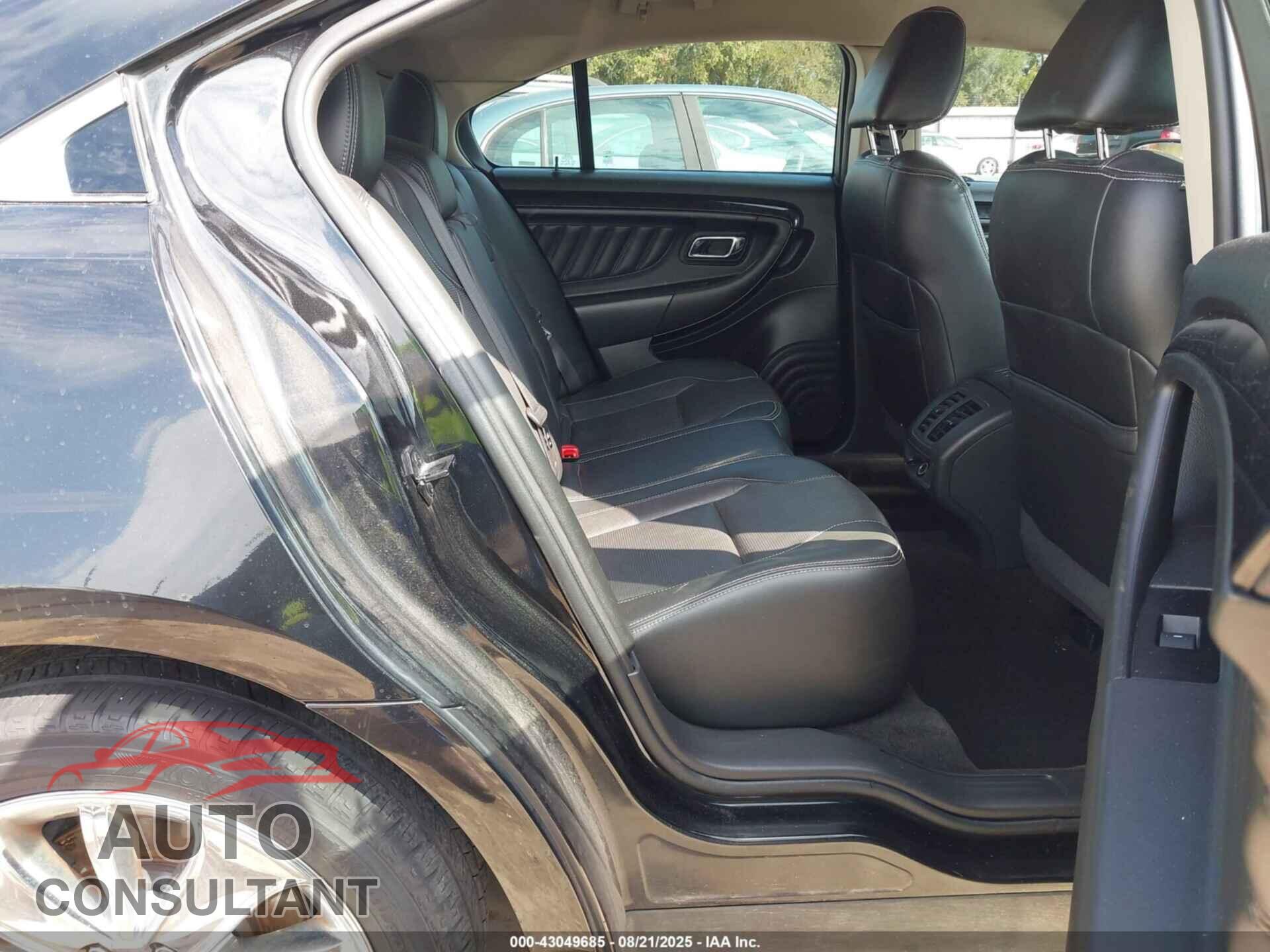 FORD TAURUS 2012 - 1FAHP2FW9CG131516