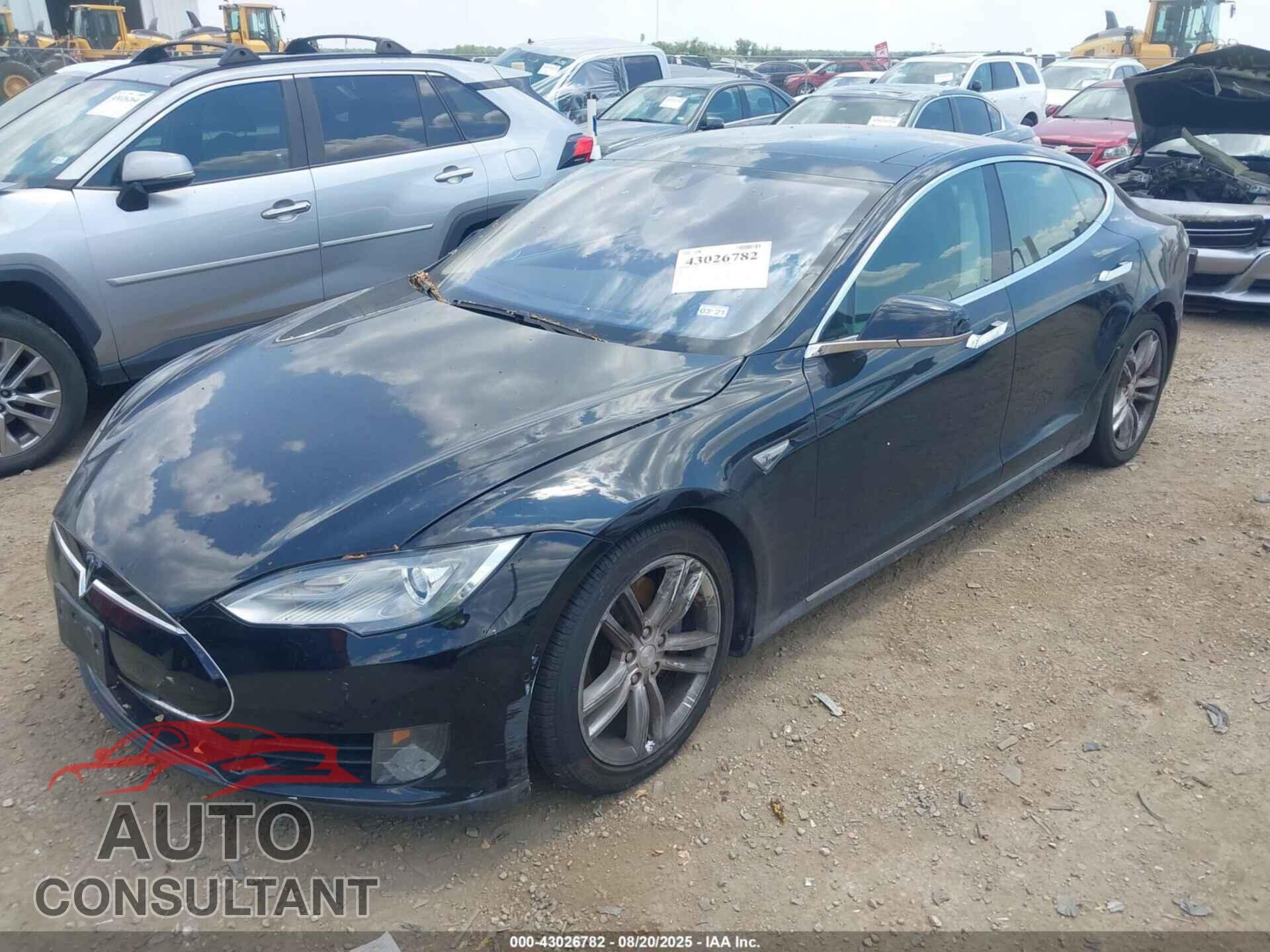 TESLA MODEL S 2015 - 5YJSA1S27FF088825
