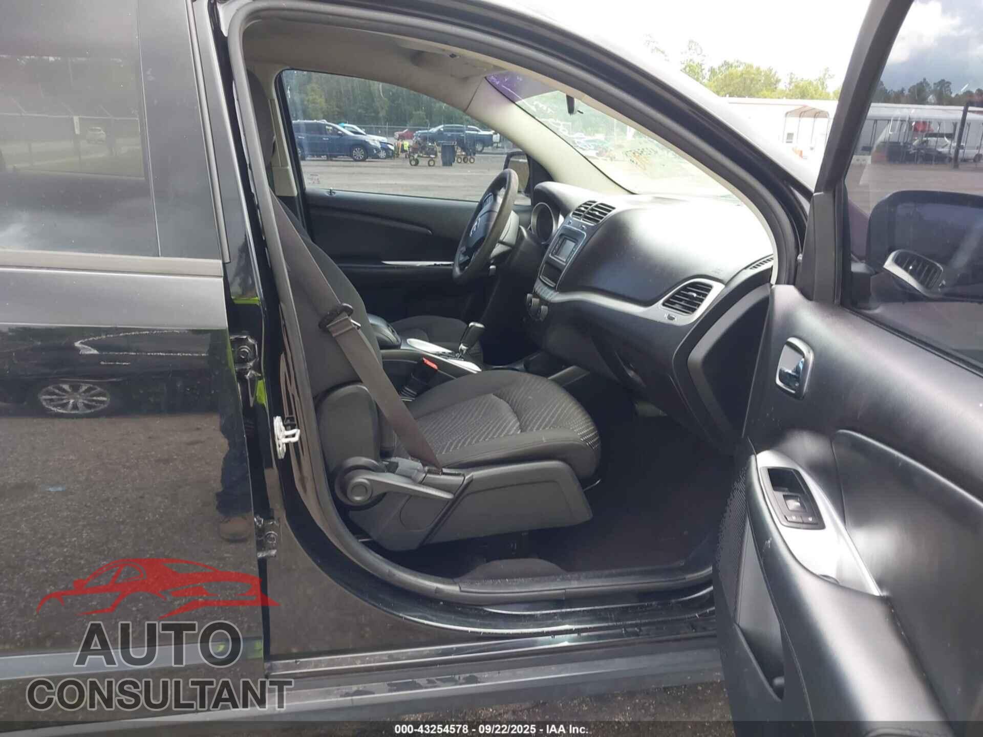 DODGE JOURNEY 2017 - 3C4PDCBG4HT521560