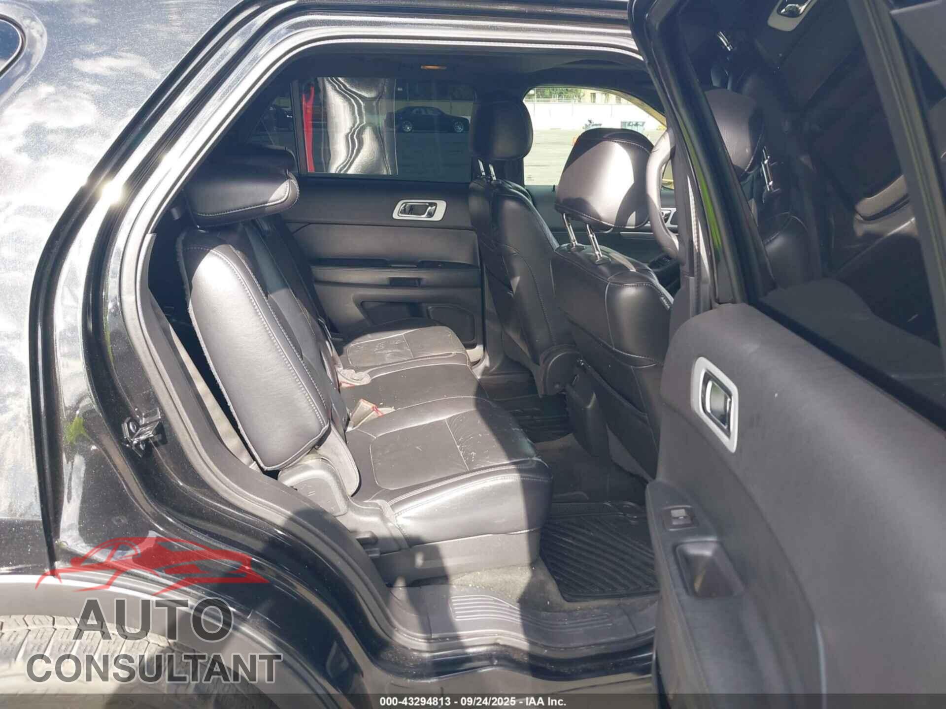 FORD EXPLORER 2011 - 1FMHK7D89BGA65764