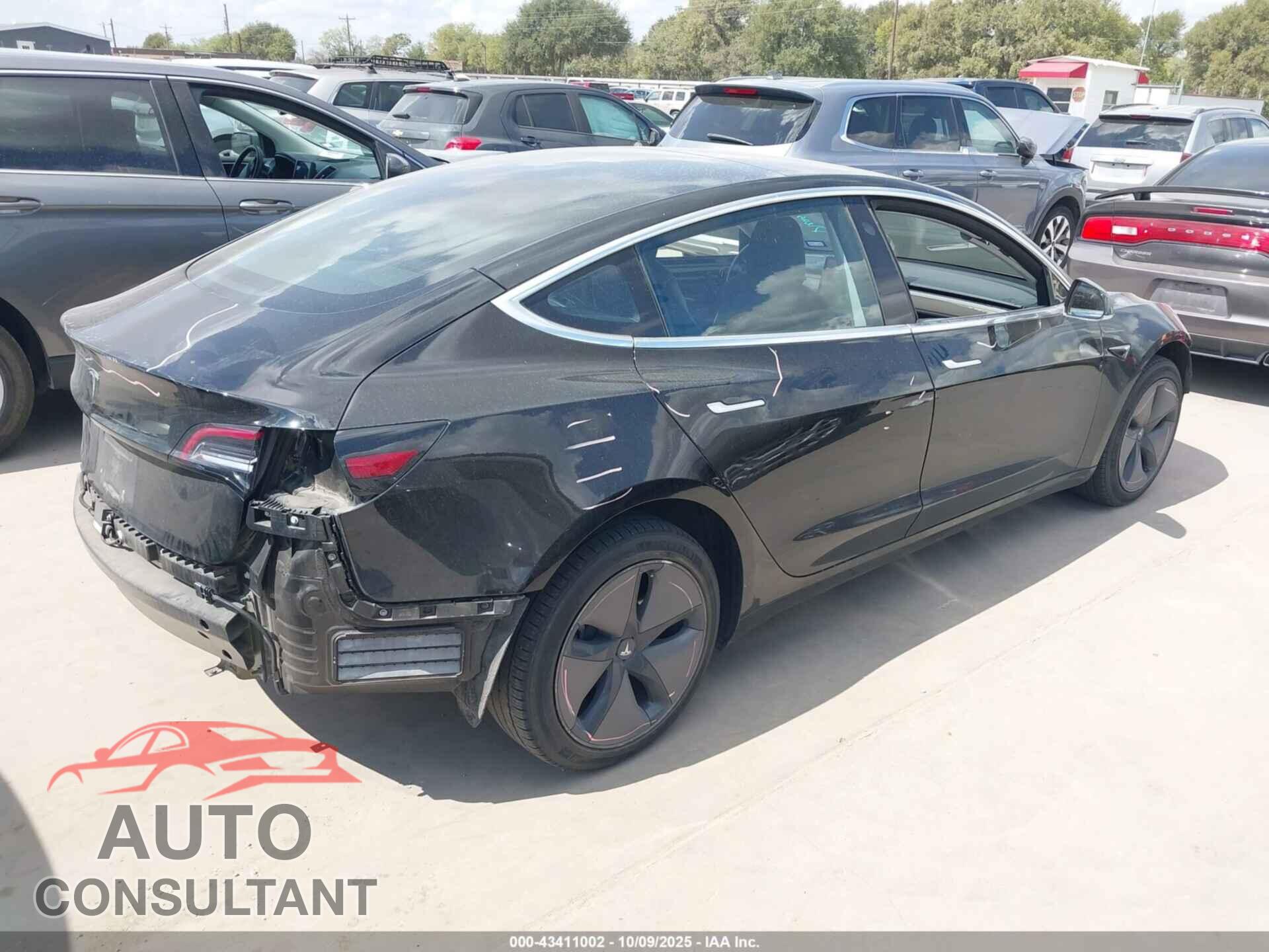 TESLA MODEL 3 2018 - 5YJ3E1EA7JF157100
