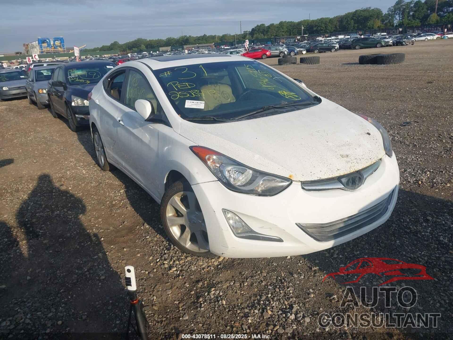 HYUNDAI ELANTRA 2012 - 5NPDH4AE0CH147678