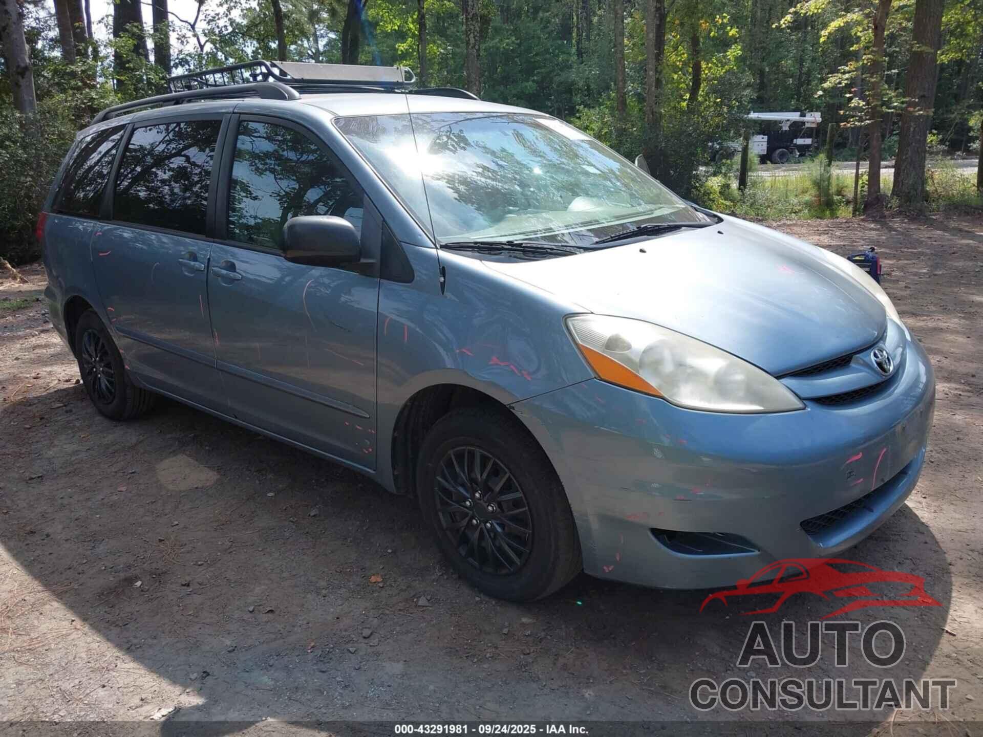 TOYOTA SIENNA 2010 - 5TDKK4CC2AS327868