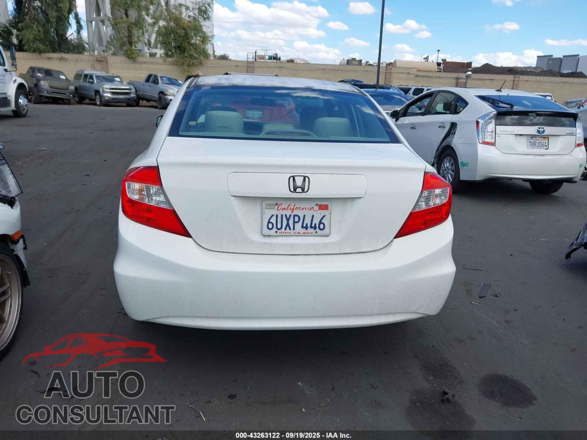 HONDA CIVIC 2012 - 2HGFB2F84CH547237