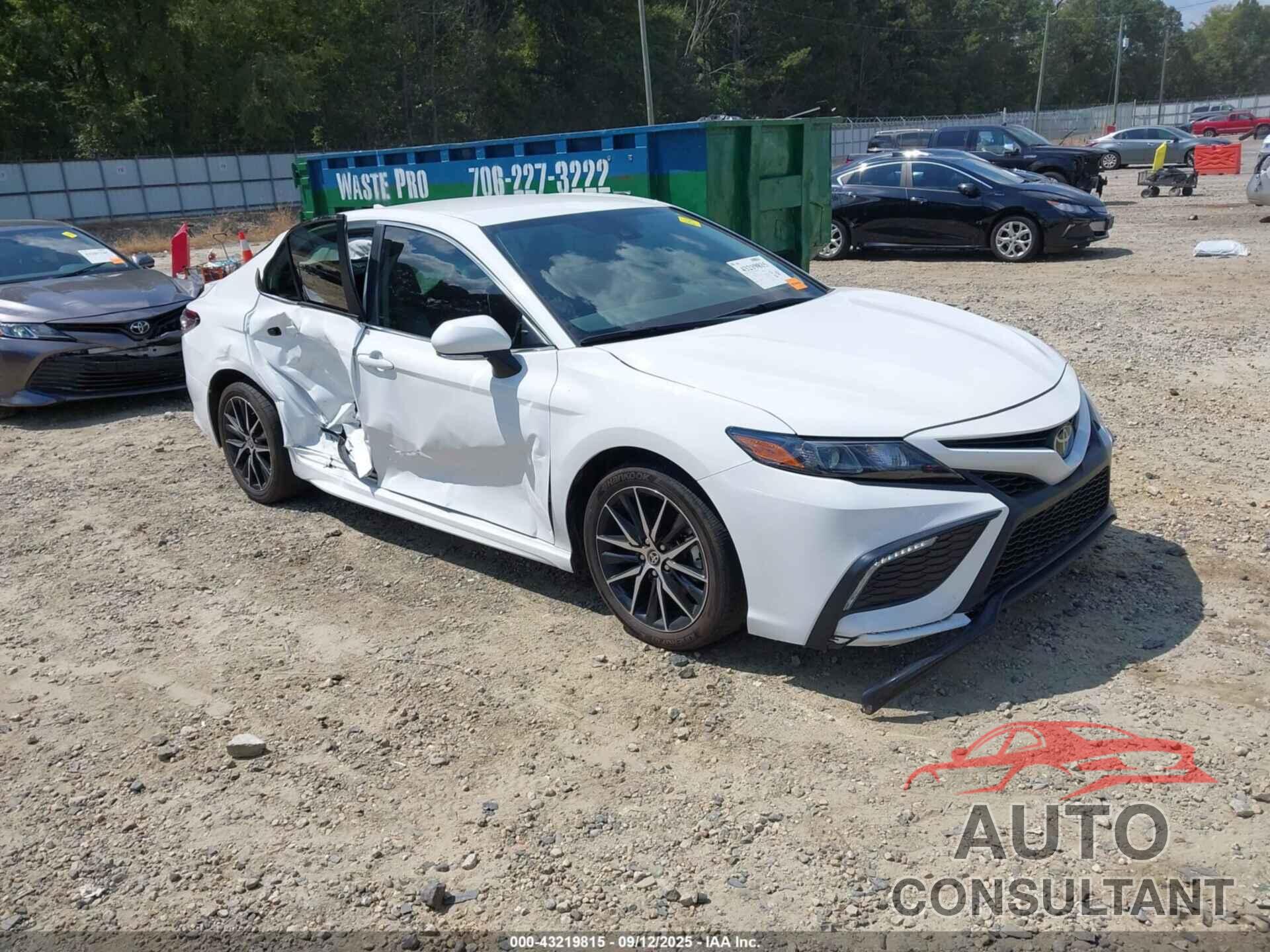 TOYOTA CAMRY 2024 - 4T1T11AK6RU849163