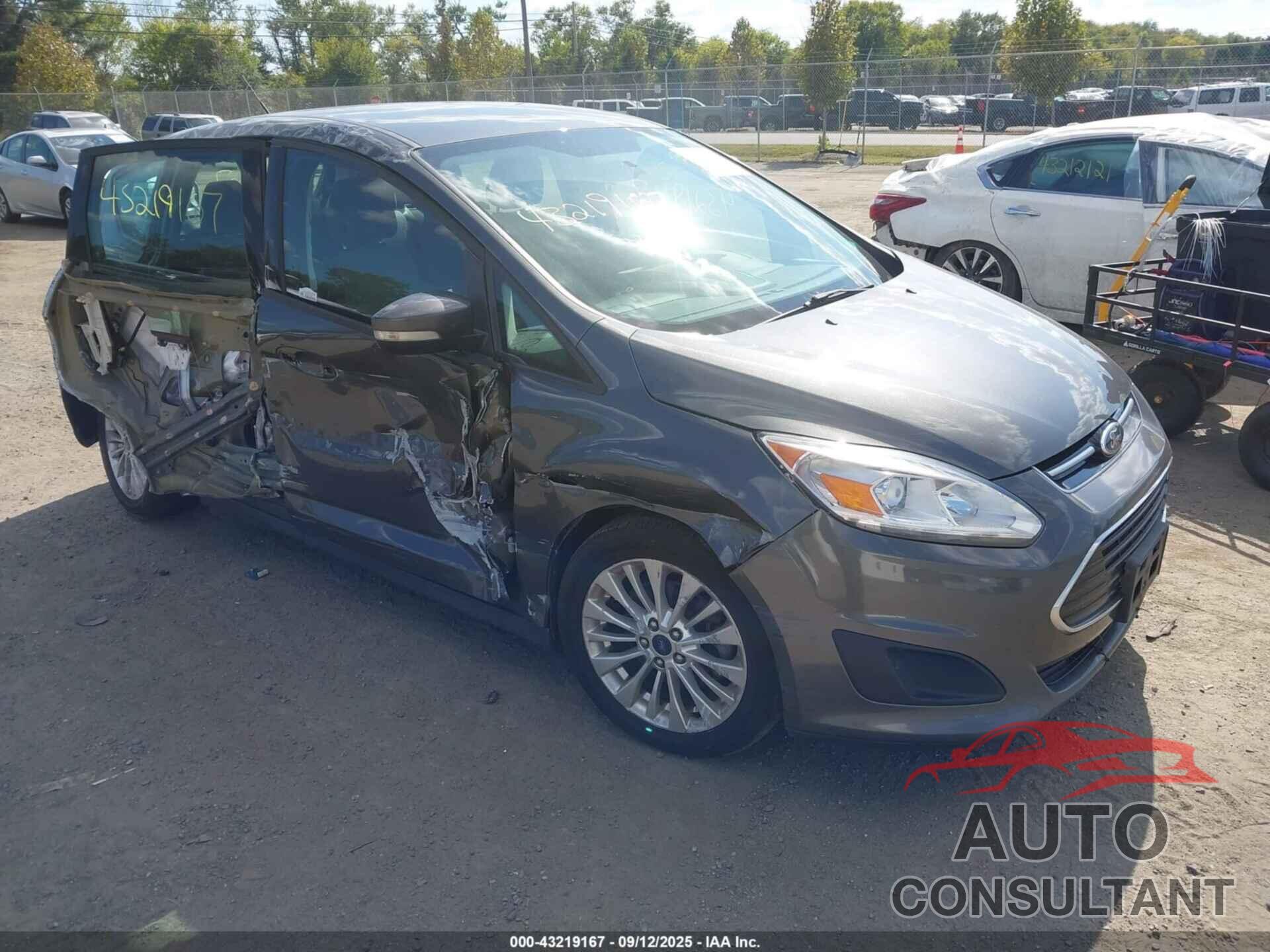 FORD C-MAX ENERGI 2017 - 1FADP5EU4HL113018