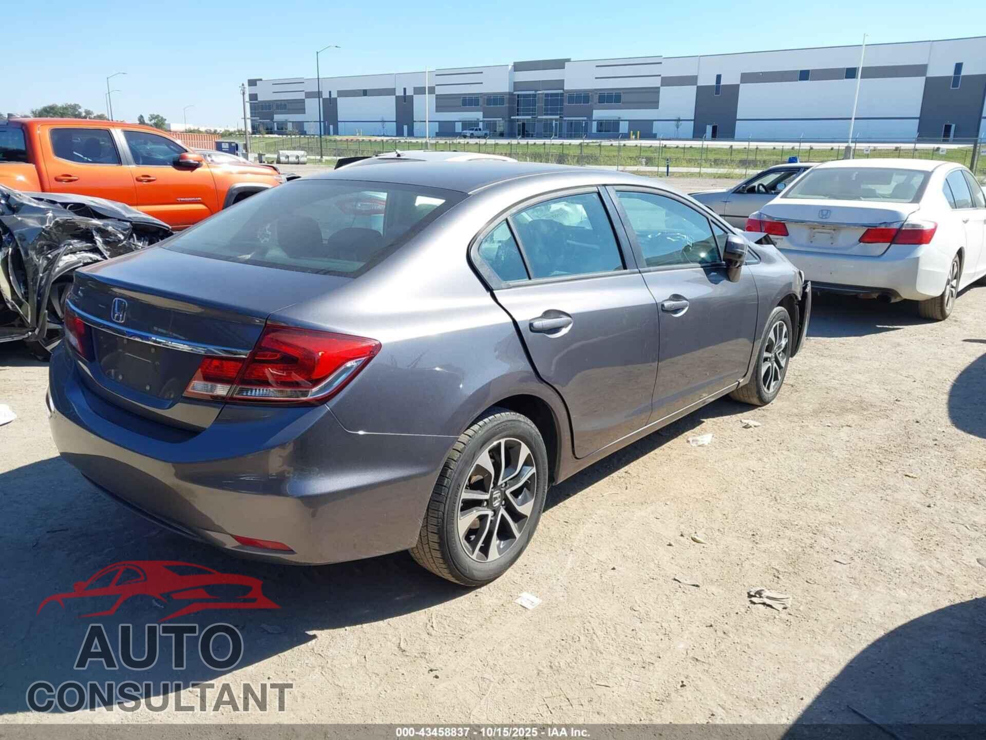 HONDA CIVIC 2015 - 19XFB2F80FE010833
