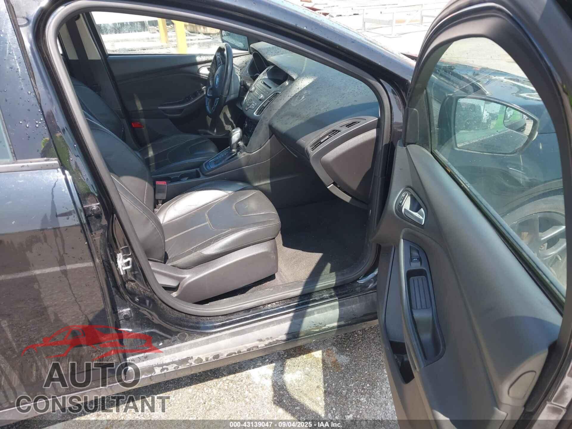 FORD FOCUS 2016 - 1FADP3F20GL222978