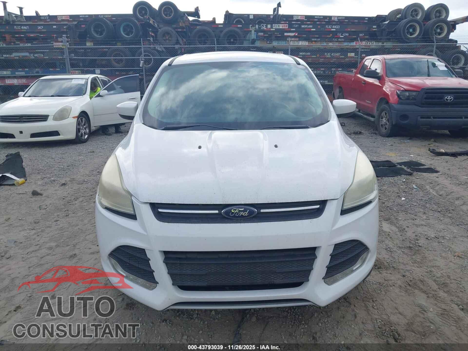 FORD ESCAPE 2015 - 1FMCU9GX3FUB11633