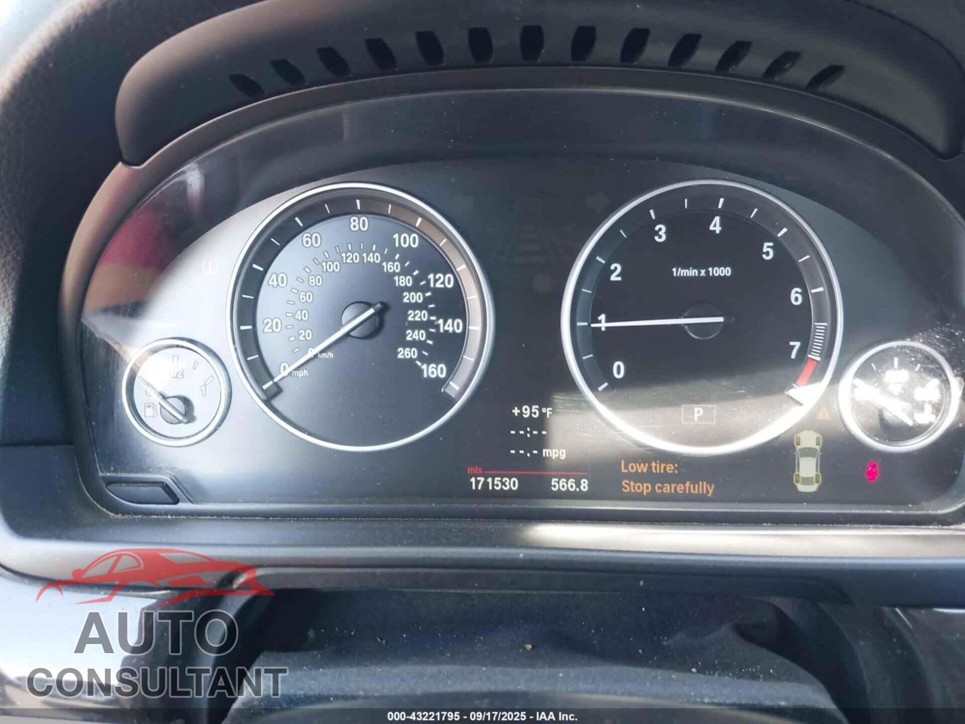 BMW 528I 2012 - WBAXG5C5XCDX01637