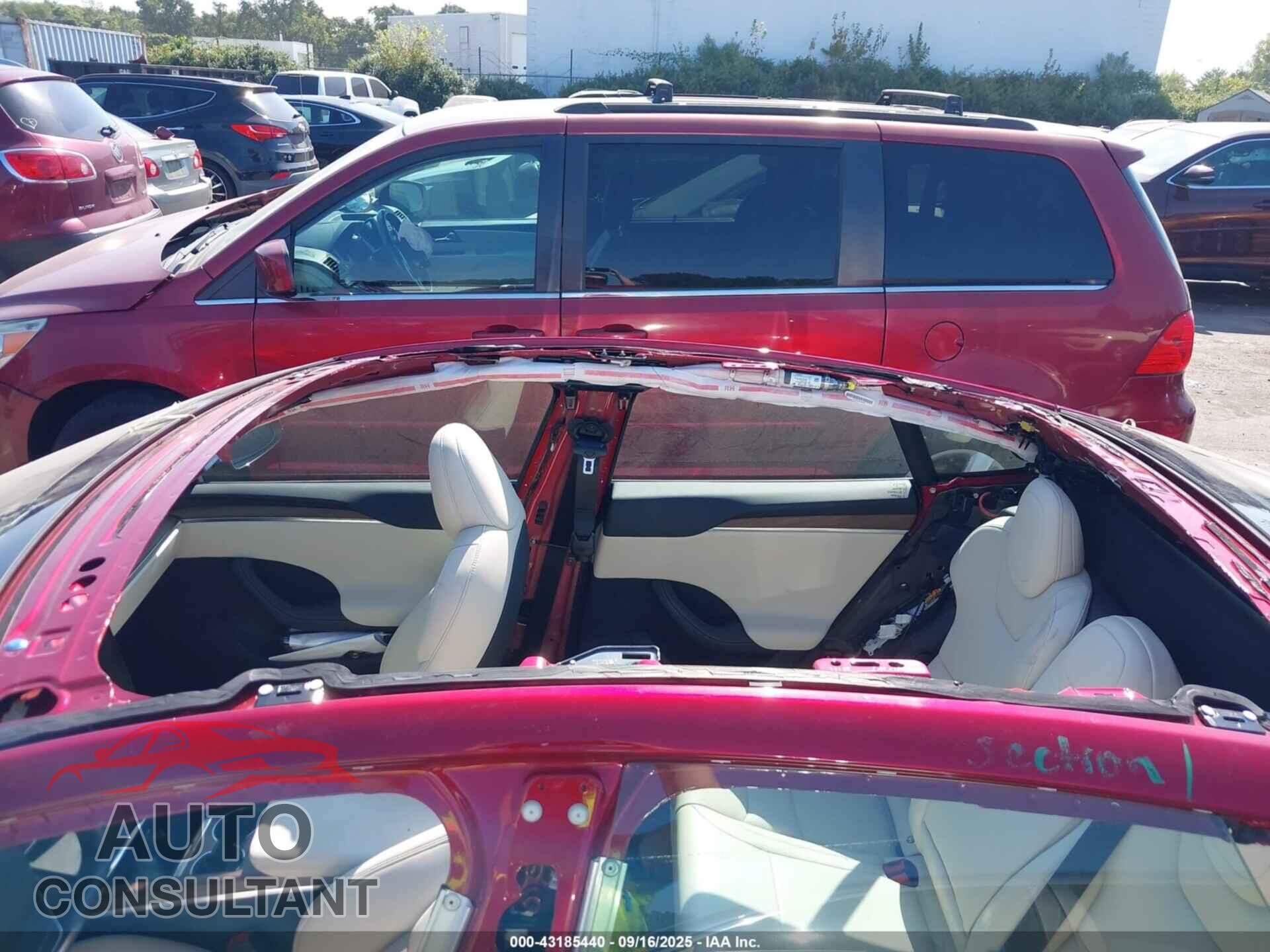 TESLA MODEL S 2023 - 5YJSA1E51PF517805