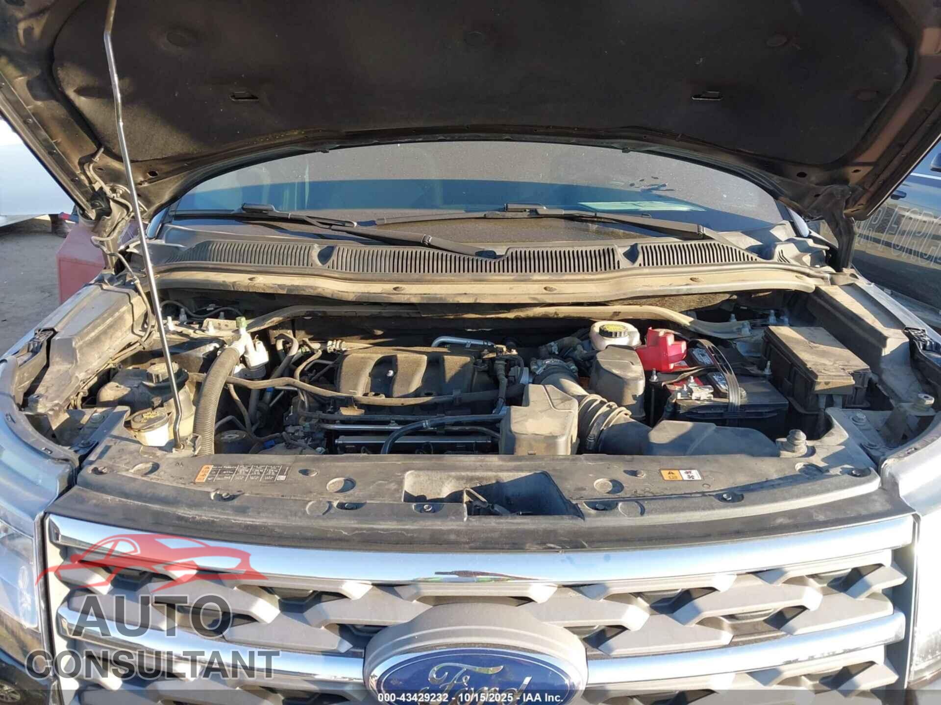 FORD EXPLORER 2018 - 1FM5K7D87JGB77576