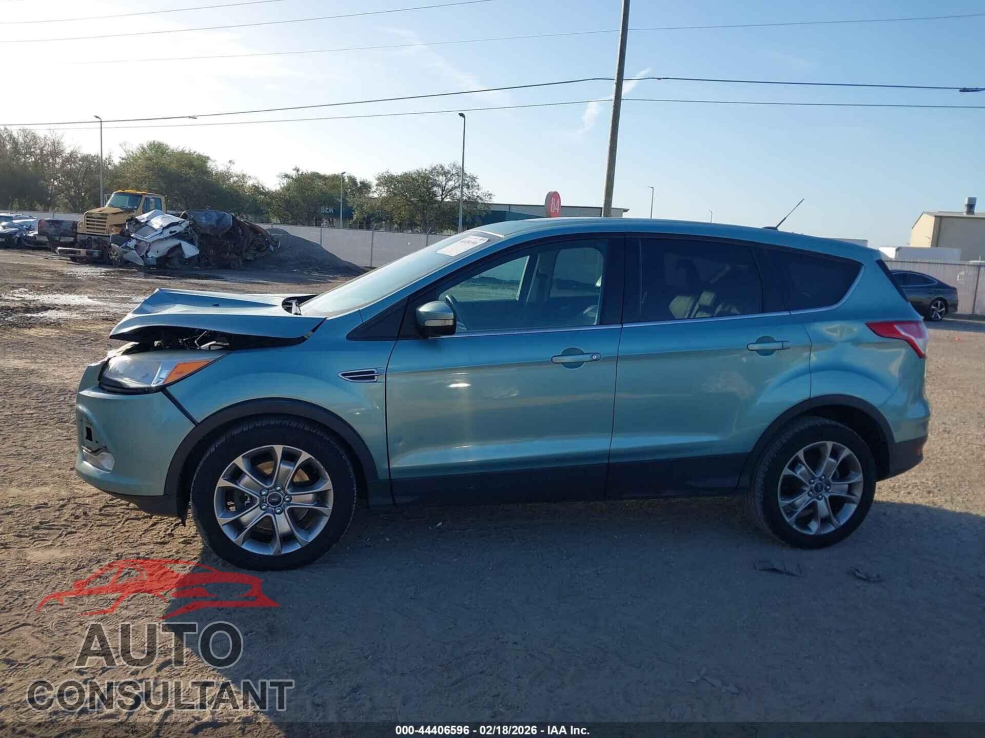 FORD ESCAPE 2013 - 1FMCU9H9XDUA17536
