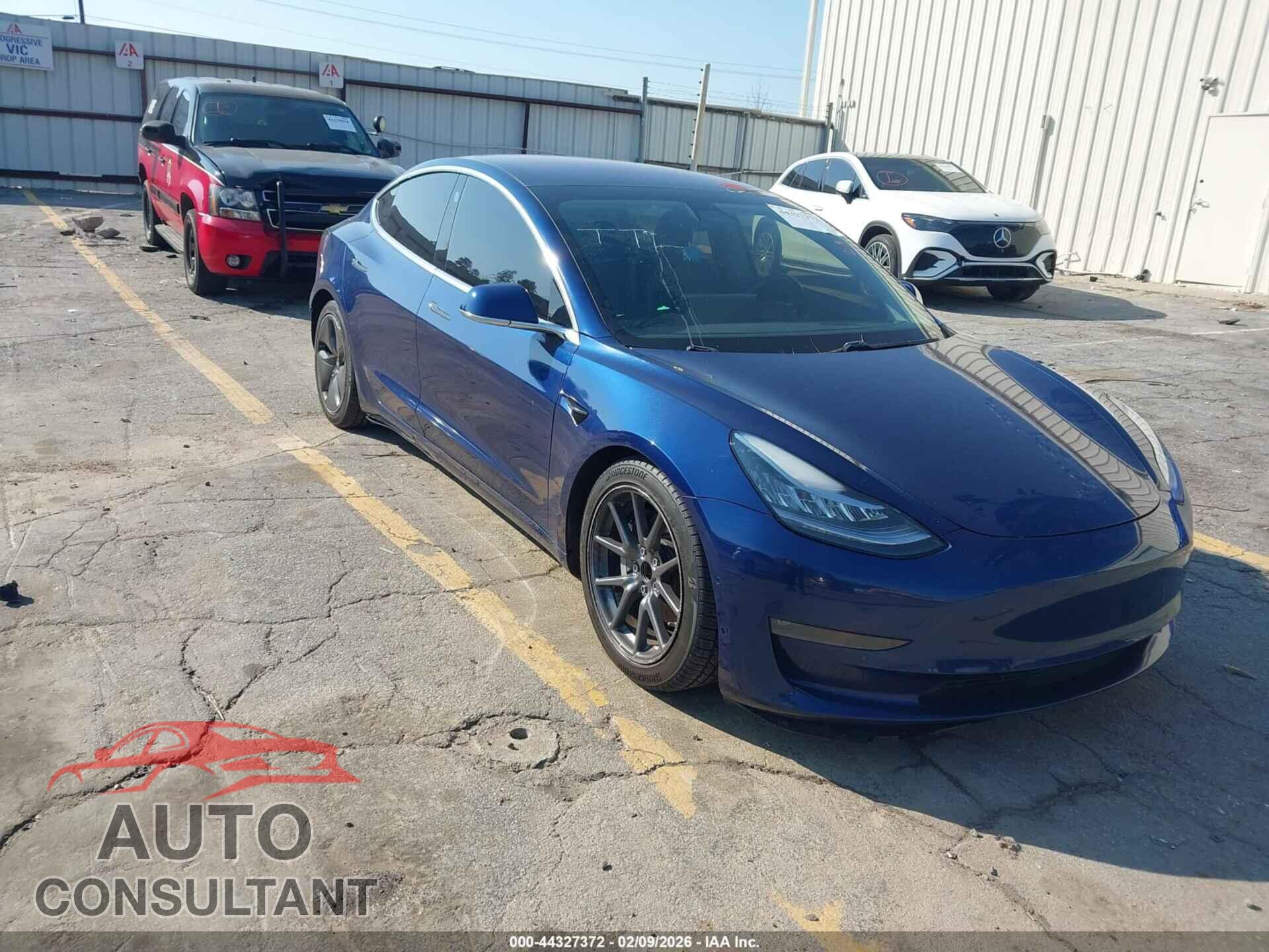 TESLA MODEL 3 2018 - 5YJ3E1EA3JF005492