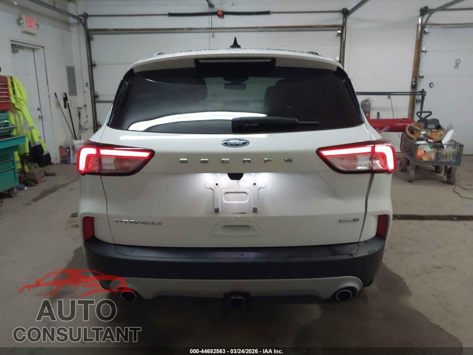FORD ESCAPE 2020 - 1FMCU9J92LUA07947