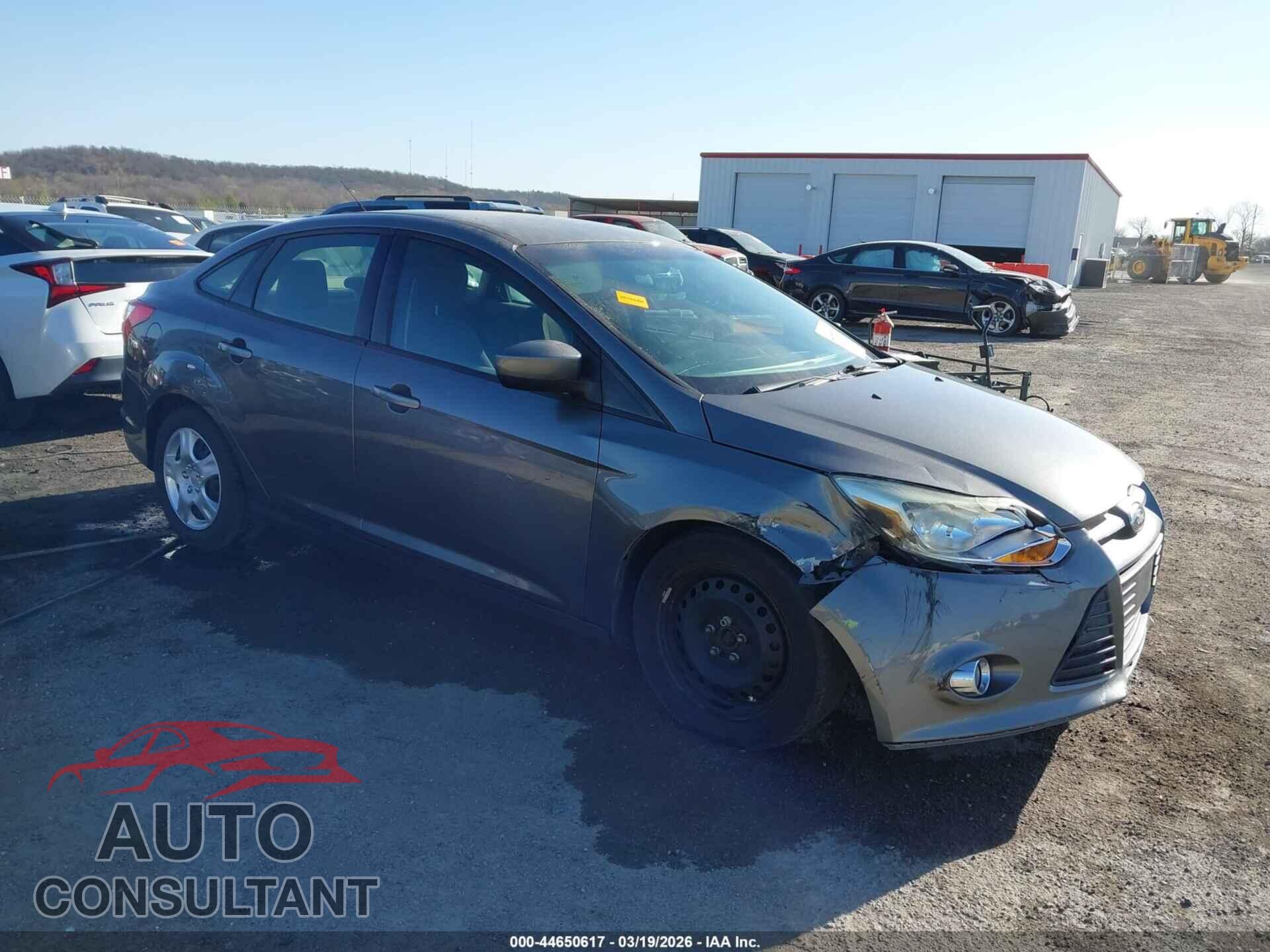 FORD FOCUS 2012 - 1FAHP3F28CL475901