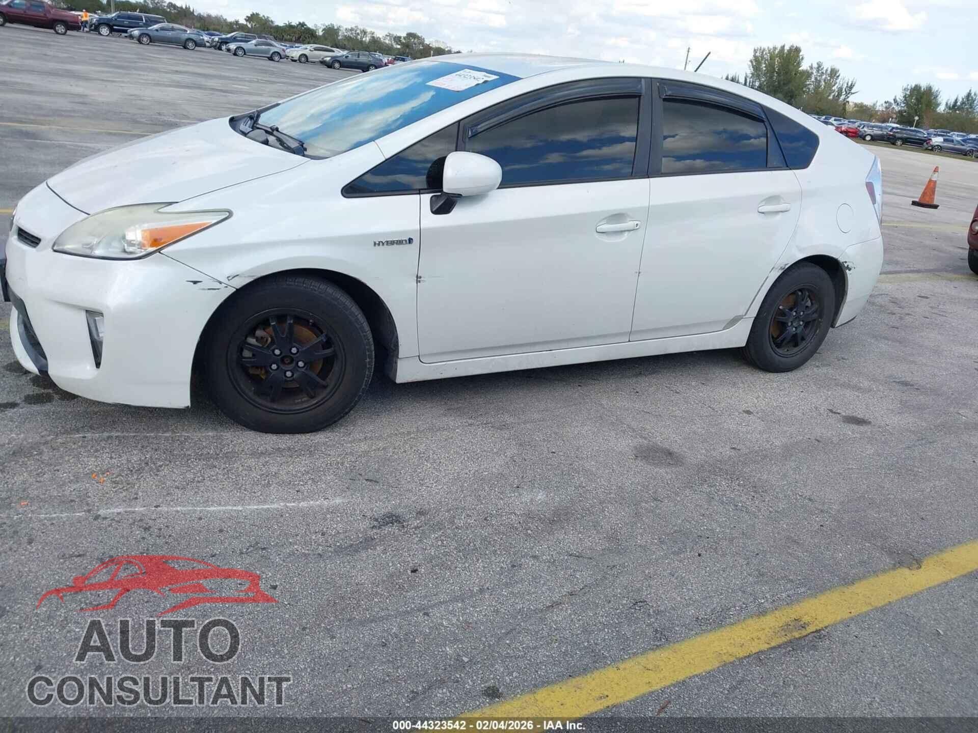 TOYOTA PRIUS 2014 - JTDKN3DU4E1759809