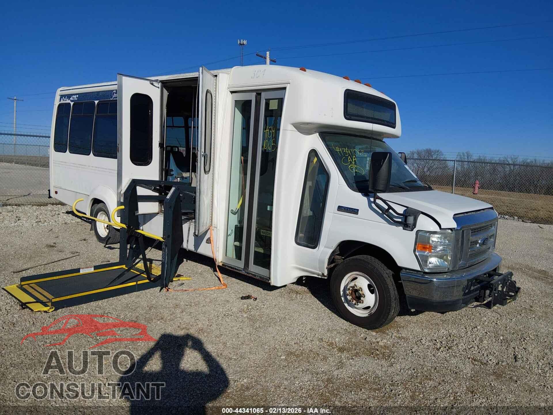 FORD E-450 CUTAWAY 2012 - 1FDFE4FSXCDA67452